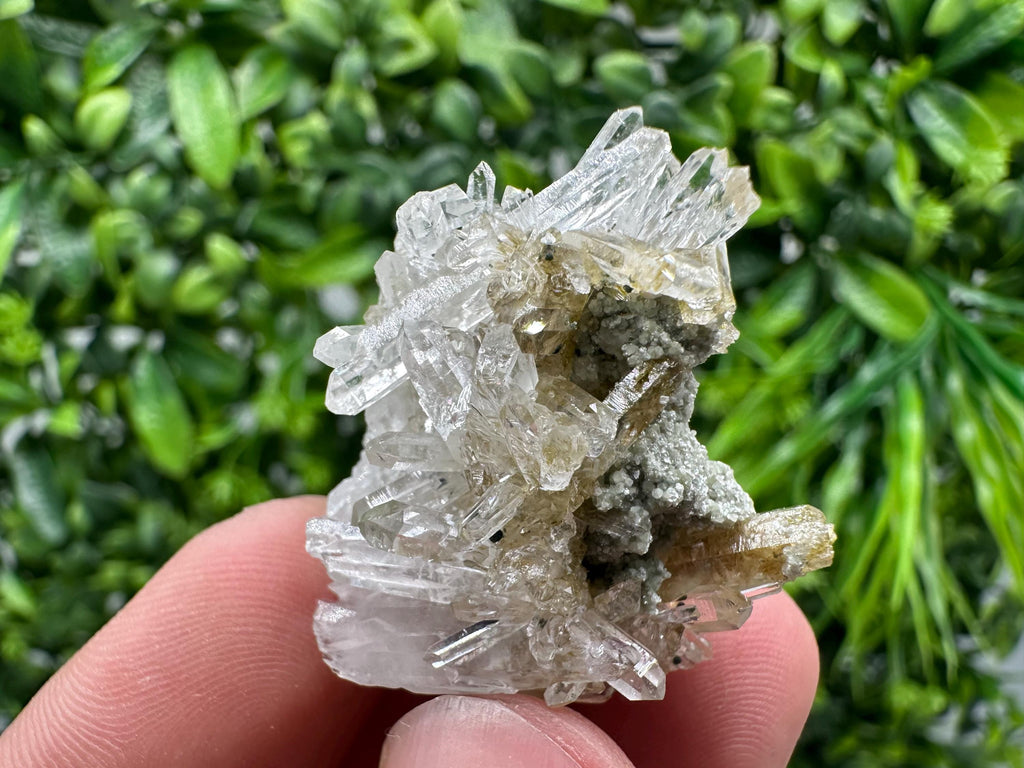Stunning Quartz whit Chlorite,Epidote included from Borieva mine,Madan,Bulgaria,natural,collection mineral specimen,home decor stone,gift