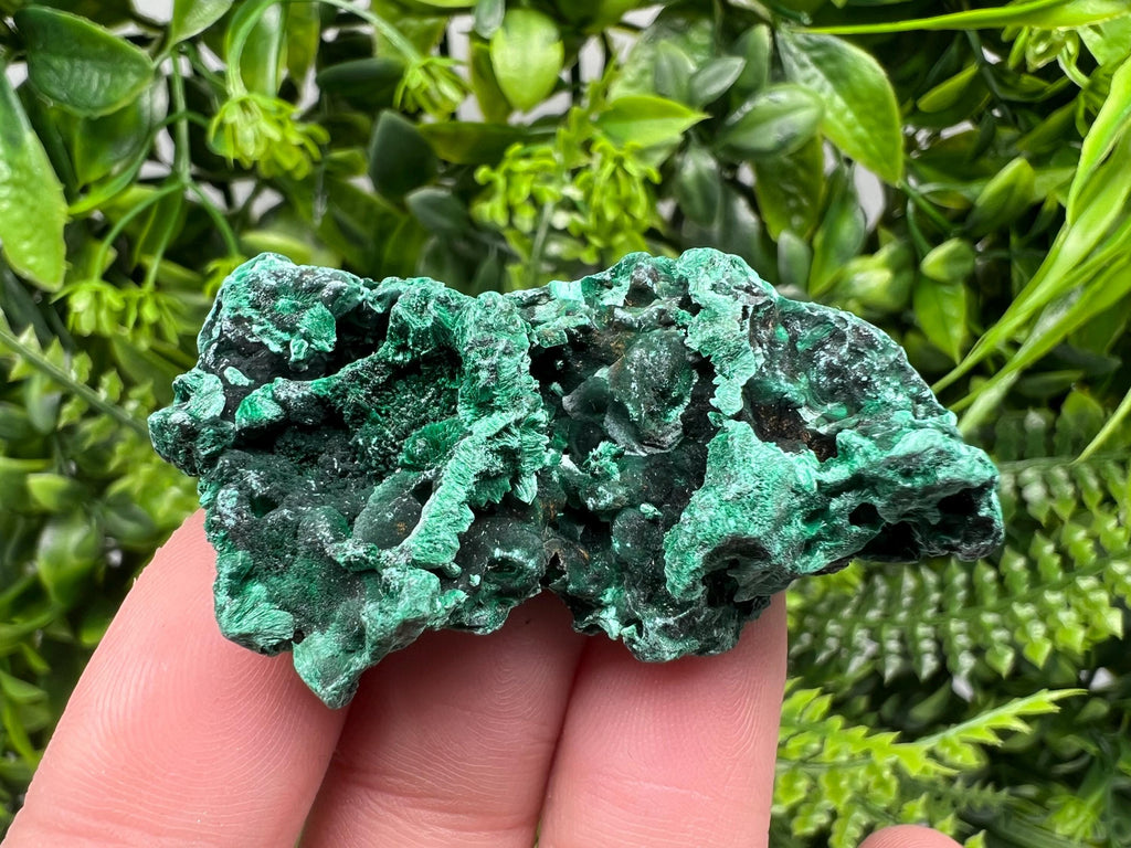Malachite Crystal from Congo,Minerals,Crystals from Congo,Green Malachite, Malachite,Natural Malachite,Malachite Stone,Chakra, Specimens