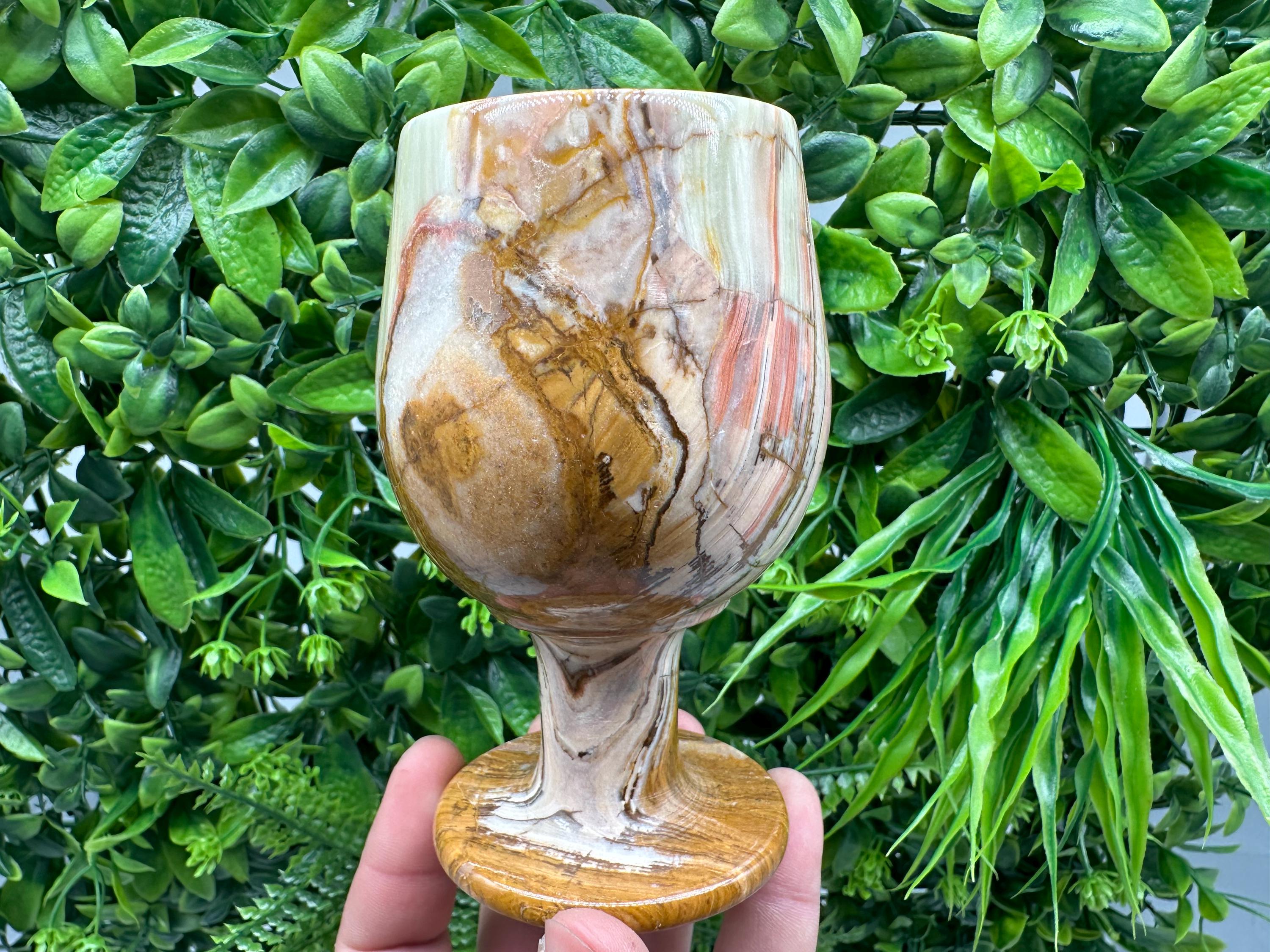 Vintage Onyx Wine Goblet: Natural Stone Barware (12cm)