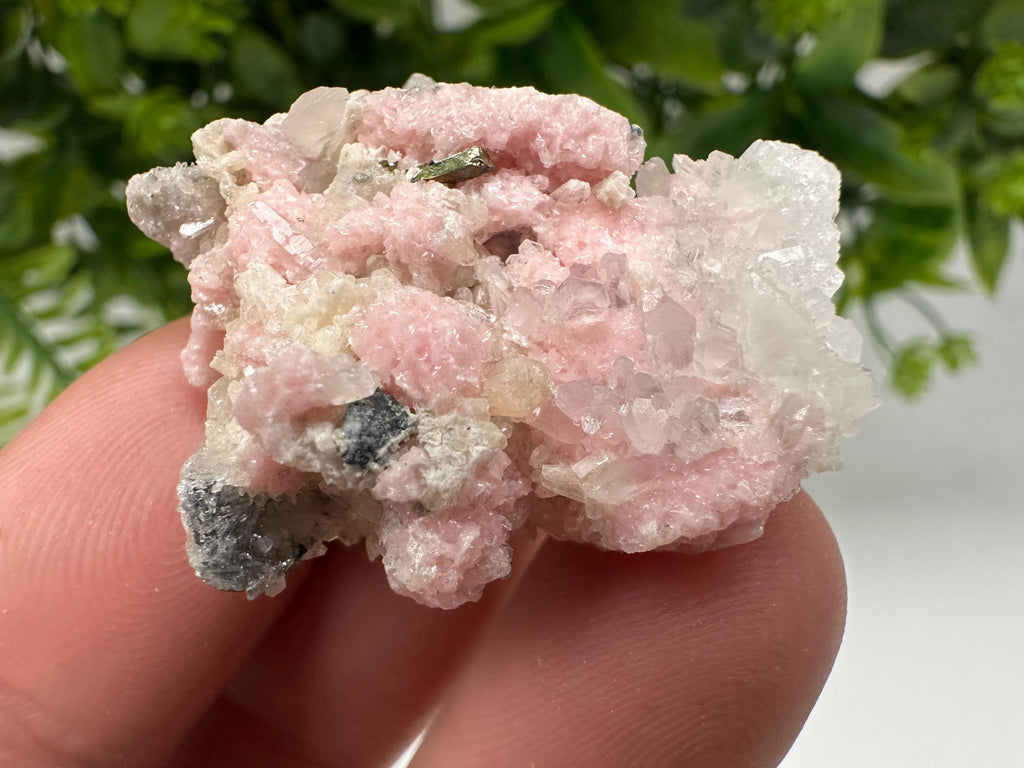 Pink Rhodochrosite Crystal: Starnica Mine, Bulgaria, Home Decor