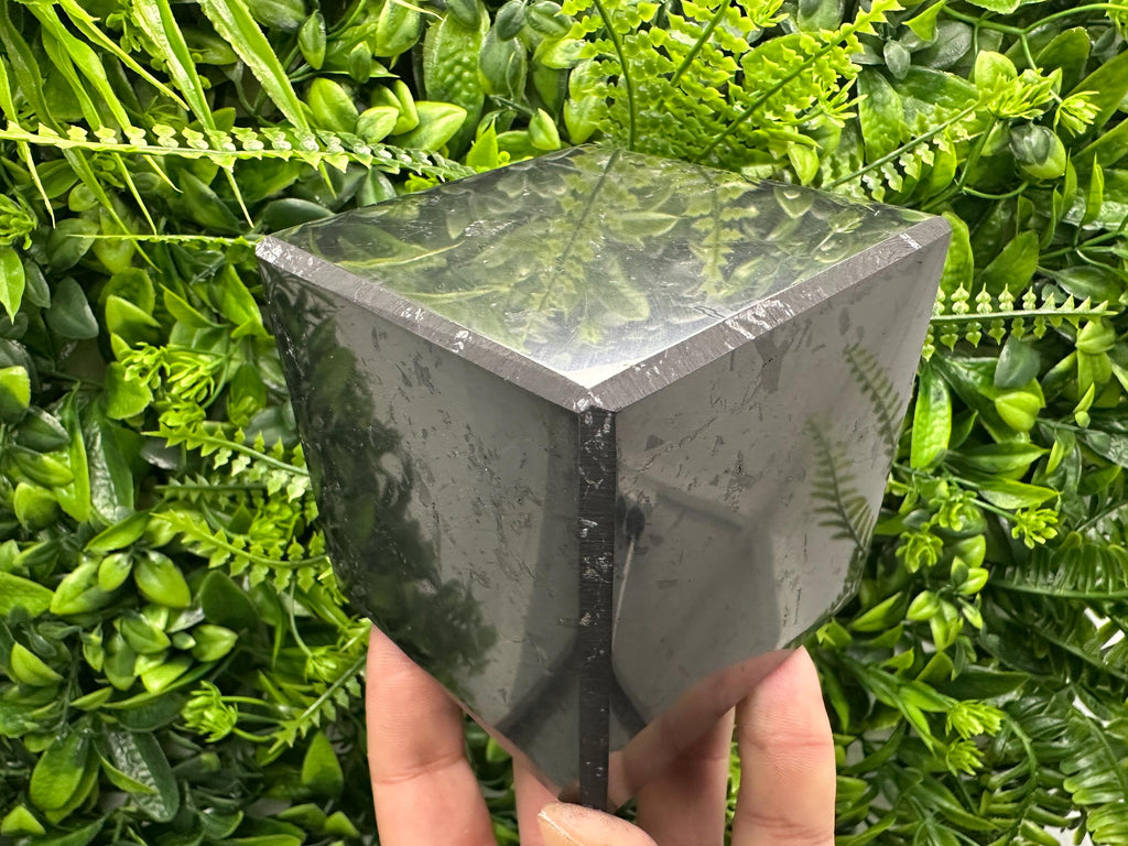 8cm Shungite Crystal Cube: EMF & 5G Protection, Healing Stone