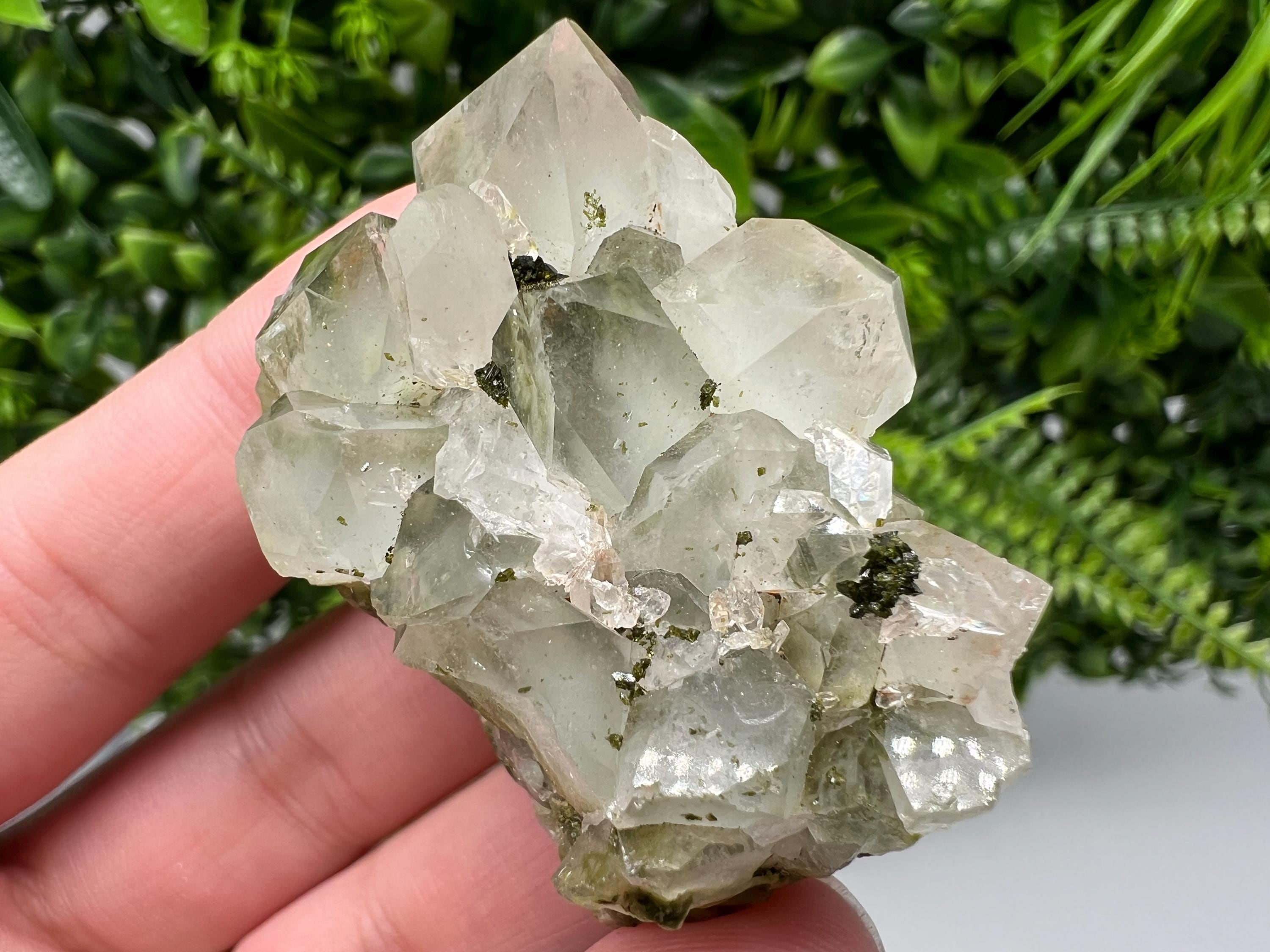 Stunning,Epidote with Quartz from Hakkari Turkey,Rainbow EPIDOTE,Mineral,Collection,Collection’s,GIFT,Epidote Crystal,Epidote from Turkey
