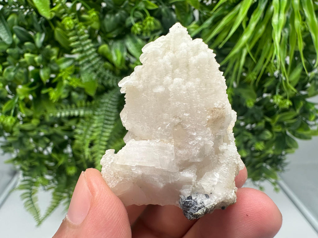 Stunning uv fluorescent Calcite natural minerals souvenir crystal home decor stone gift minerals collection calcite cluster Borieva Bulgaria