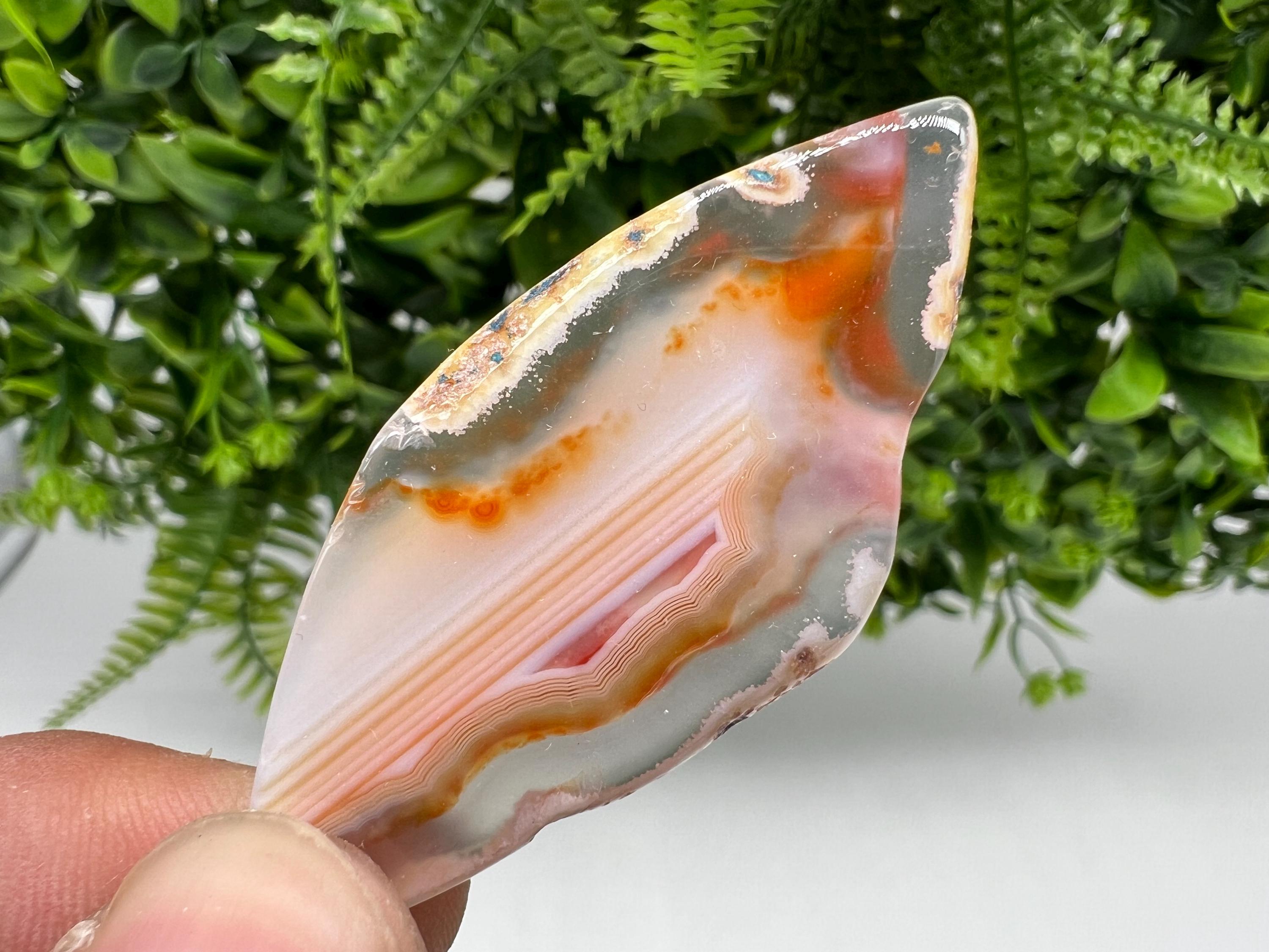 Polished Agate Slice: Spiritual Healing Crystal Coaster (3/6cm)