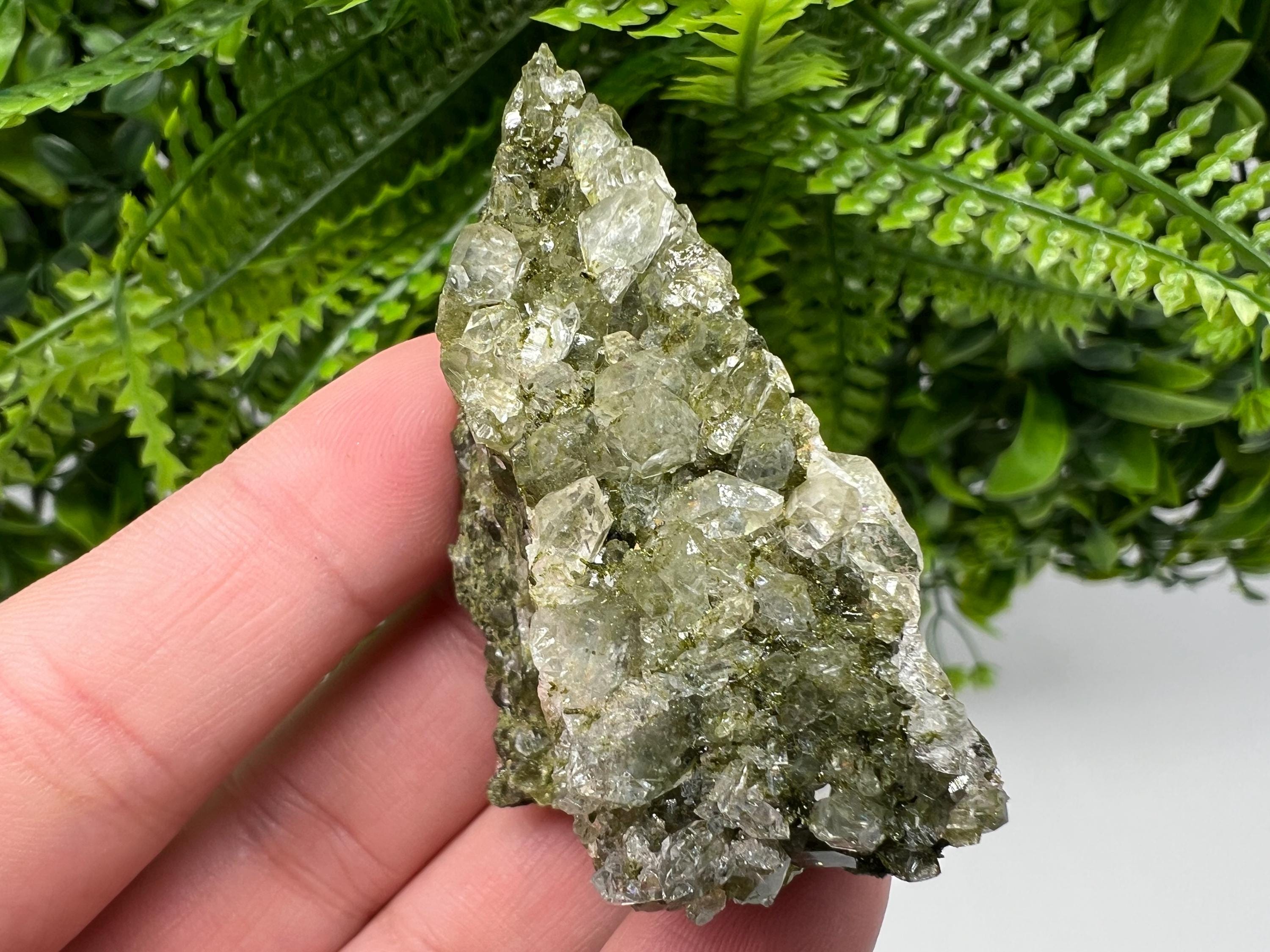 Stunning,Epidote with Quartz from Hakkari Turkey,Rainbow EPIDOTE,Mineral,Collection,Collection’s,GIFT,Epidote Crystal,Epidote from Turkey