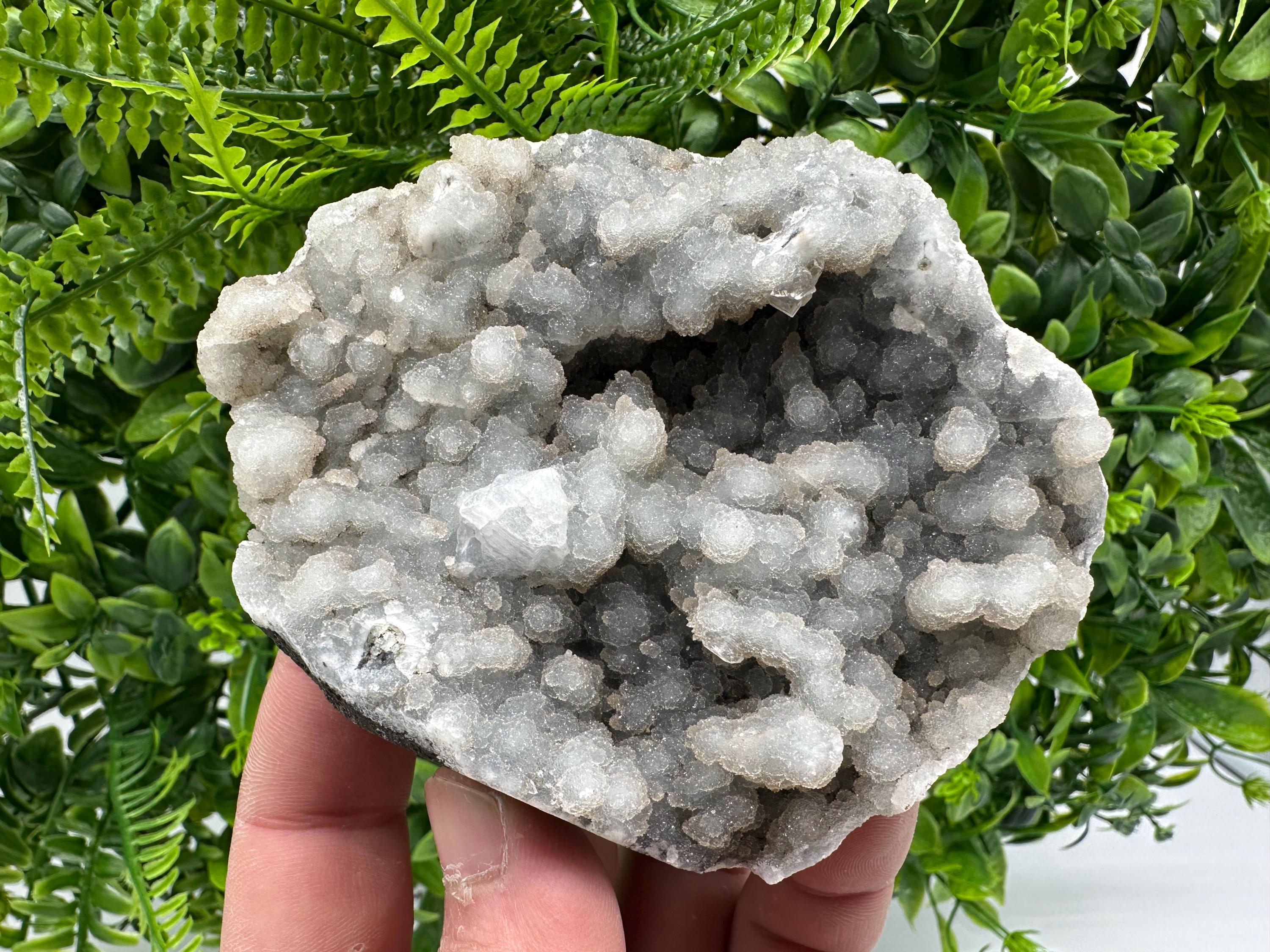 Natural Chalcedony Specimen, India Crystal, Home Decor (11/9/4.5cm)