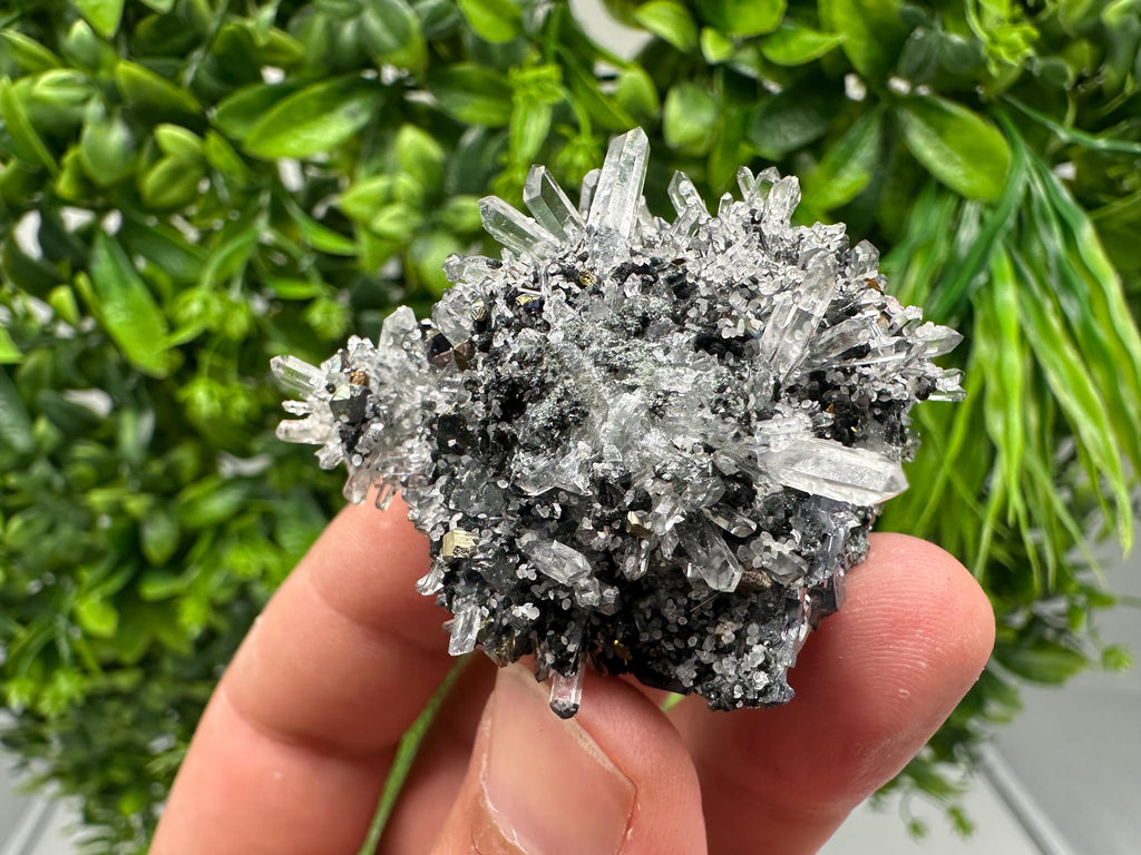 Lovely Galena on Quartz whit Calcite,Pyrite from Borieva mine,Madan,Bulgaria,Natural,Collection minral specimen,crystal,Metaphysical,Geology