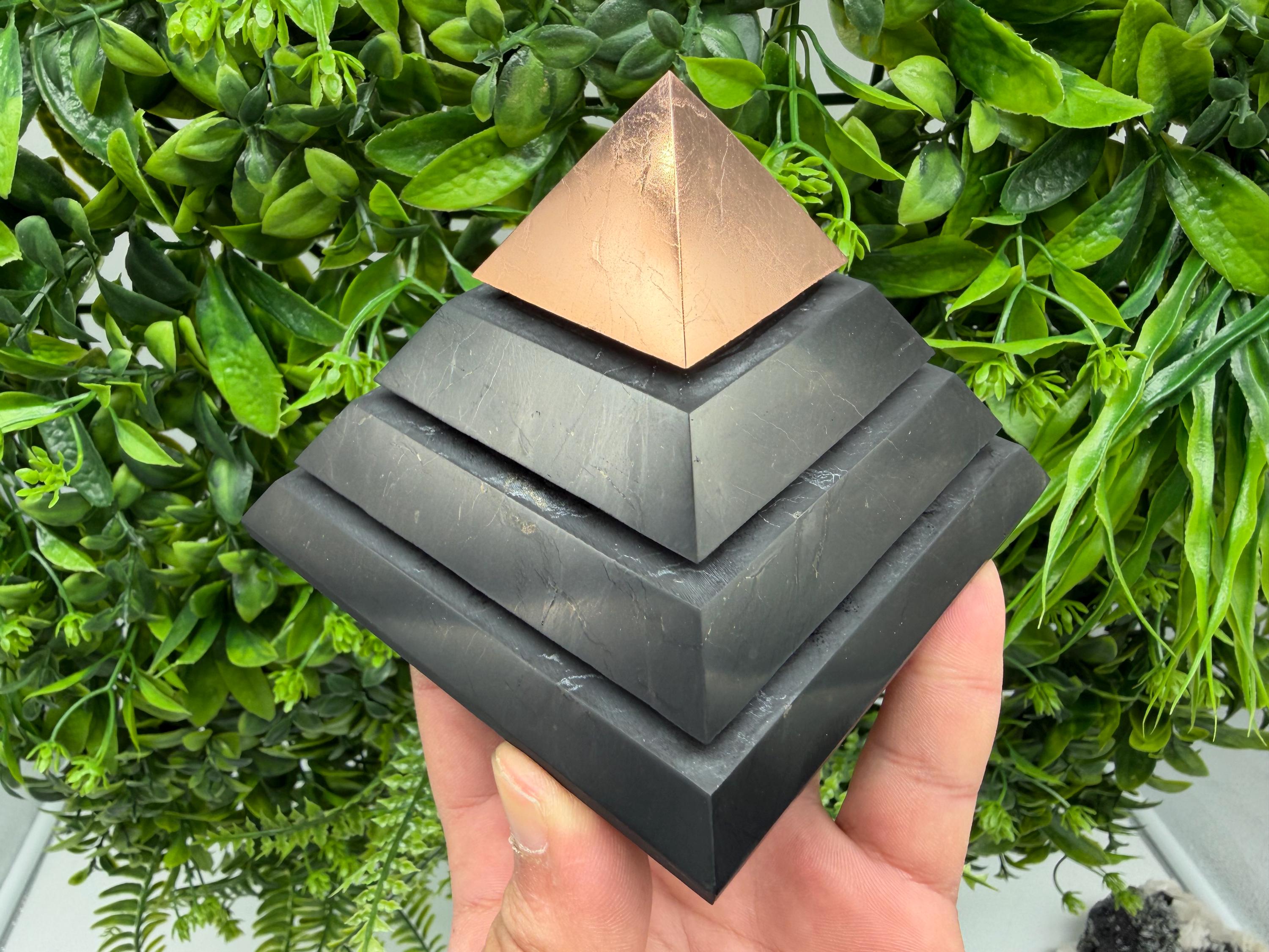 Polished Shungite Pyramid, Sacred Geometry, EMF Protection whit copper peak 10 cm