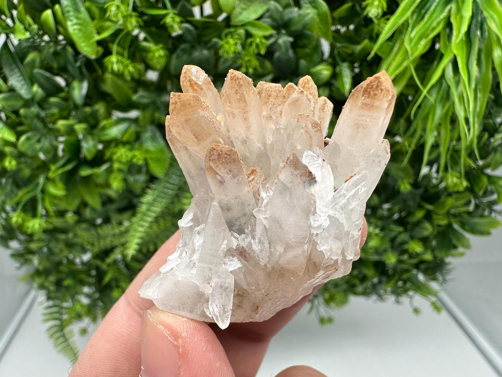 Stunning Quartz covered whit iron oxide limonite natural minerals souvenir crystal home decor stone collection minerals 9 th September mine