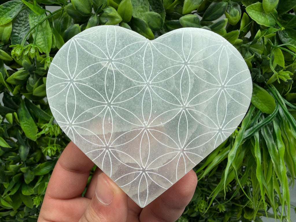 Selenite Heart with Flower of Life Selenite Charging Plate Crystal Charging Dish Sacred Geometry Crystal Reiki Healing Spiritual Altar Decor