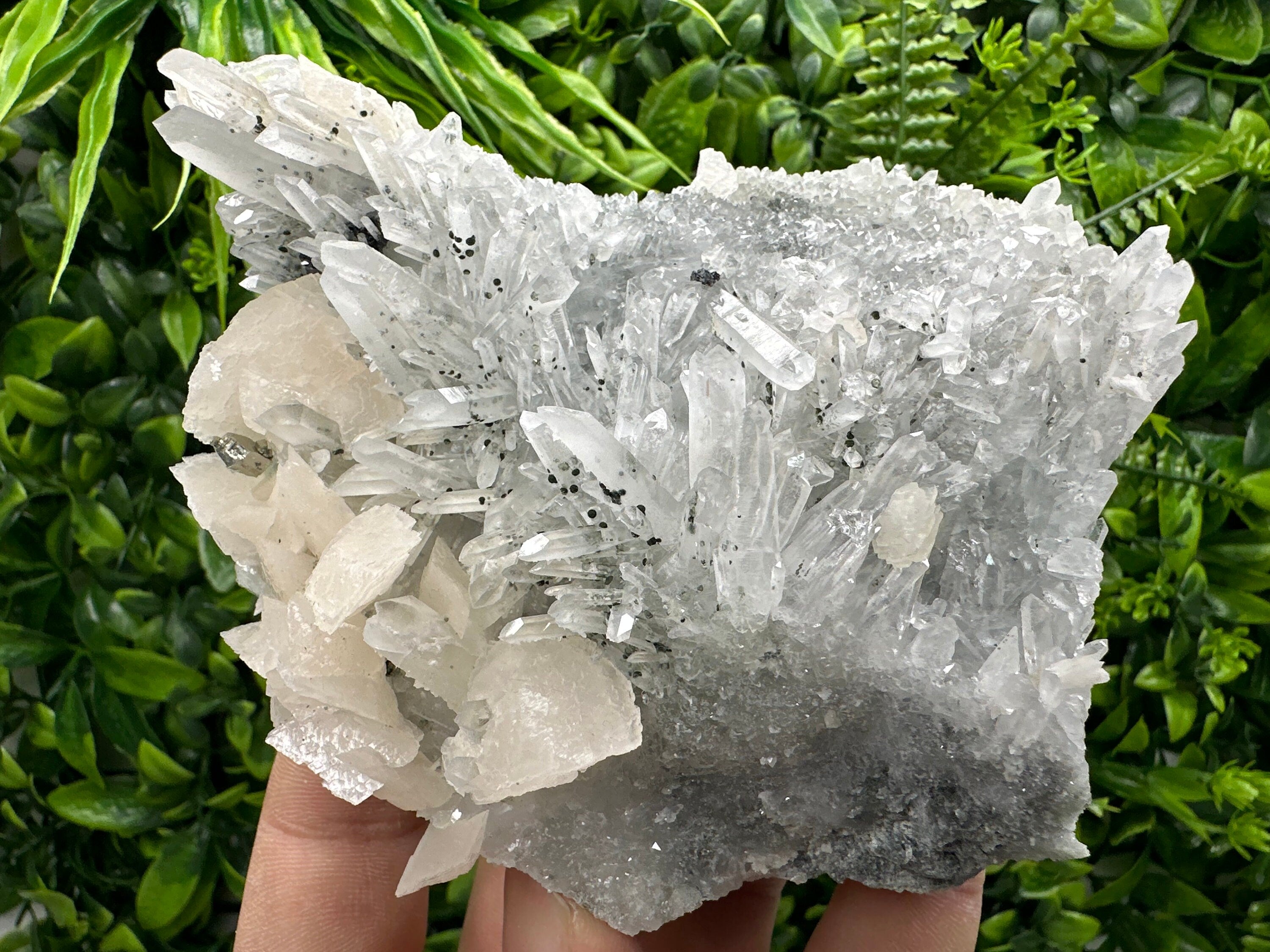 Calcite with Quartz: Natural Mineral Souvenir, Borieva Bulgaria (13/11/5cm)