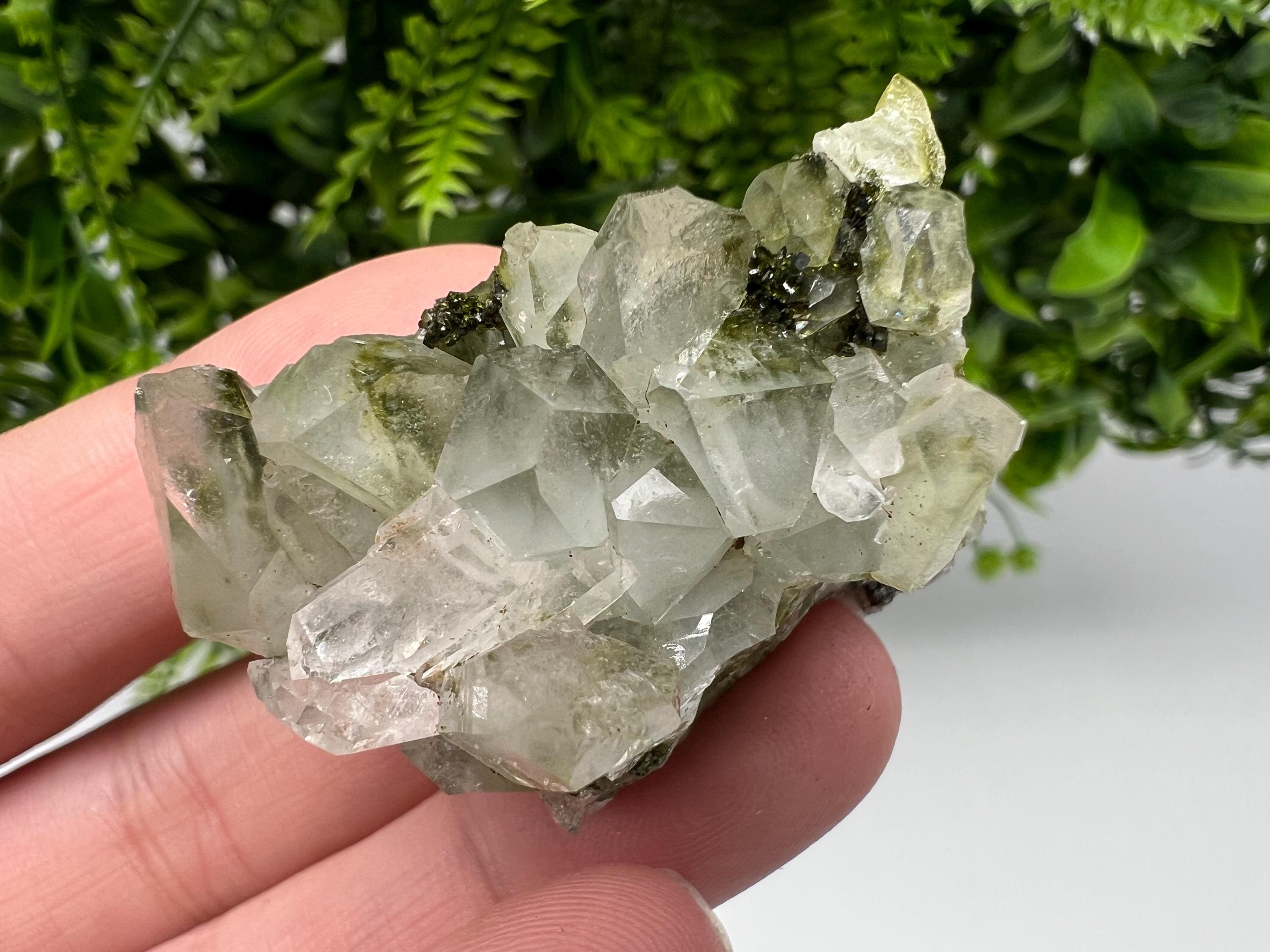 Stunning,Epidote with Quartz from Hakkari Turkey,Rainbow EPIDOTE,Mineral,Collection,Collection’s,GIFT,Epidote Crystal,Epidote from Turkey