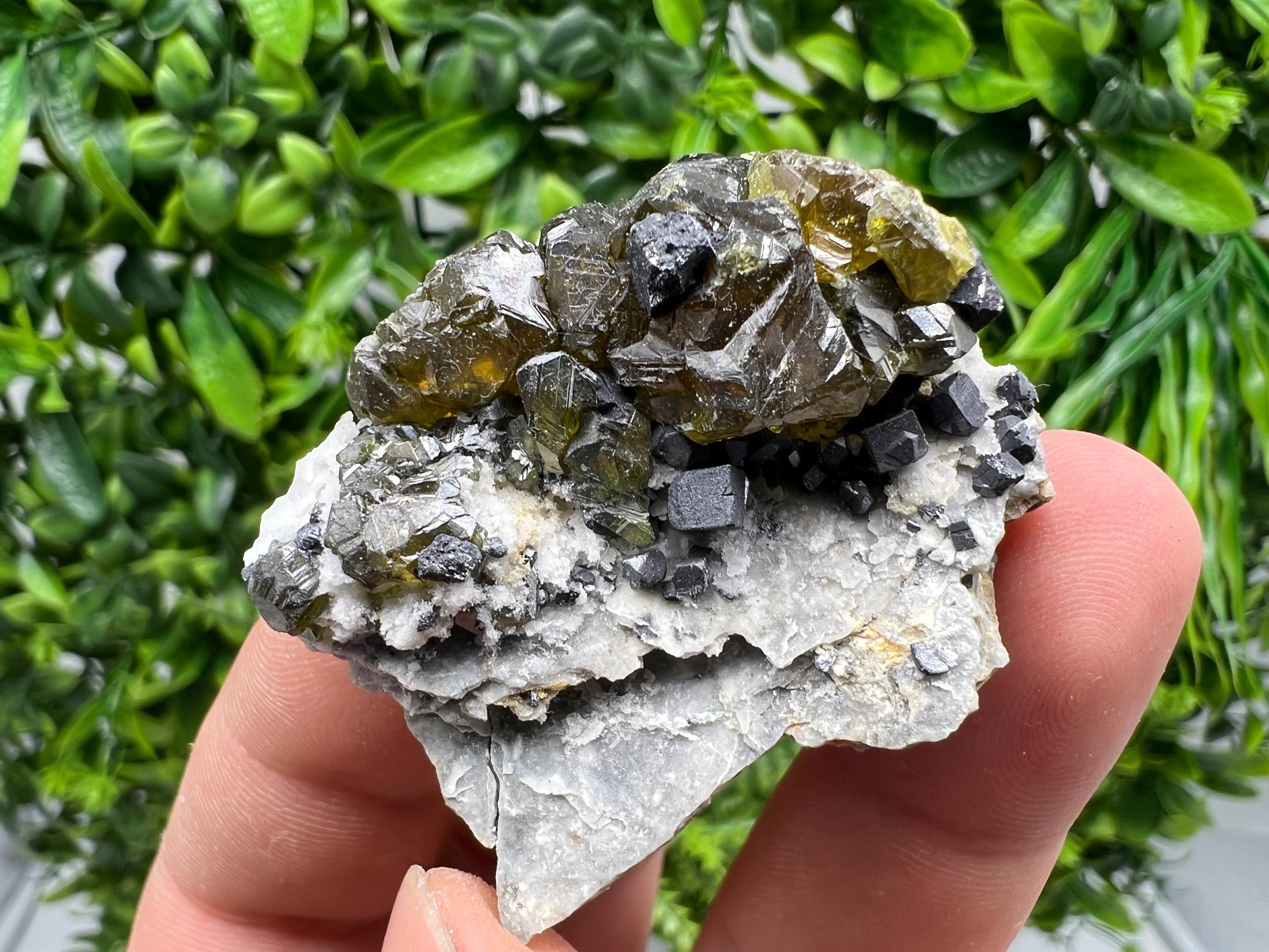 Stunning Sphalerite GEM Cleiopfane rare transparent green Colour natural minerals souvenir crystal gift collection stone 9th September mine