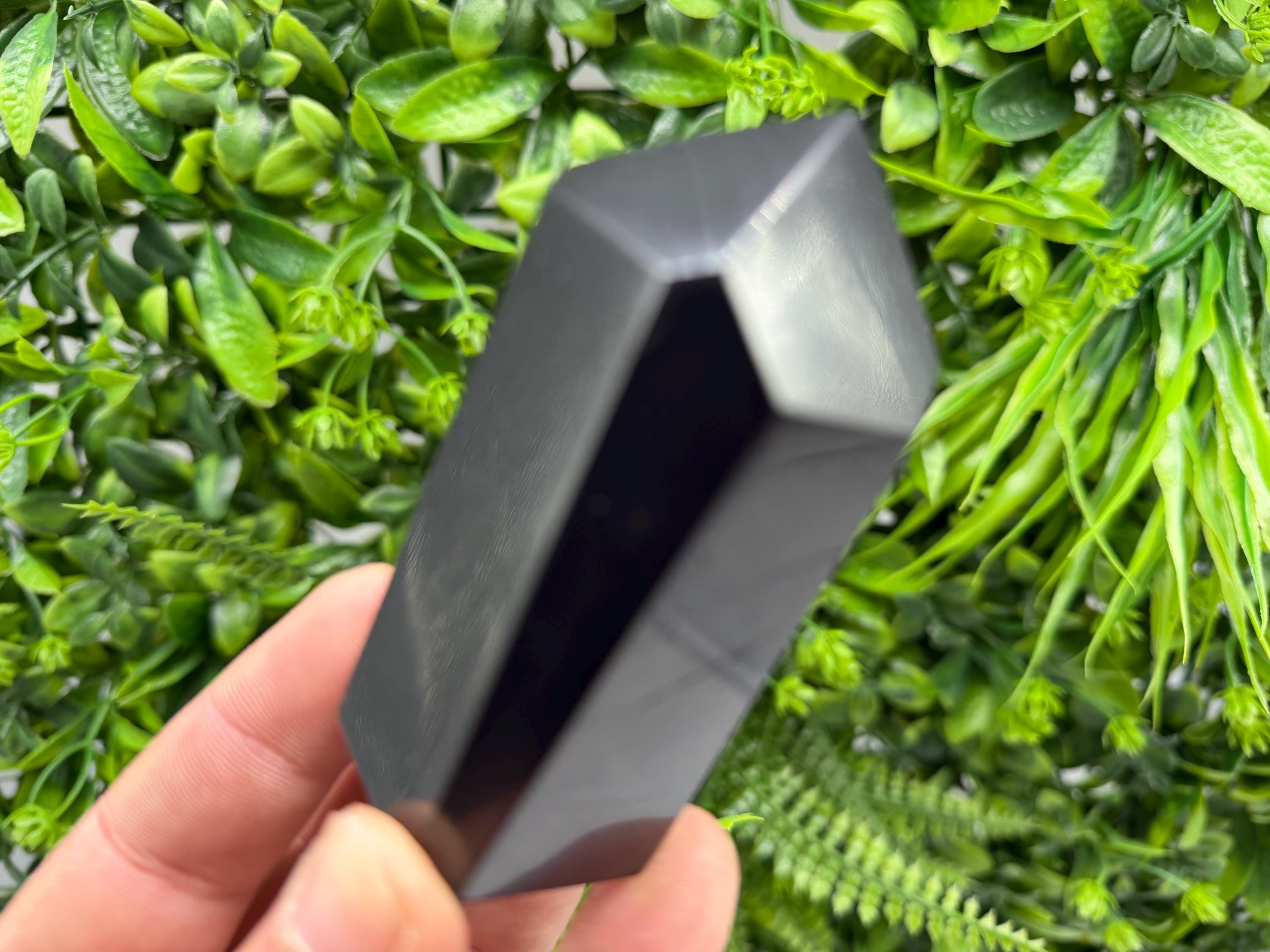 Shungite Tower,free form Shungite point EMF Neutralizer Stone, Crystal Decor, 7cm