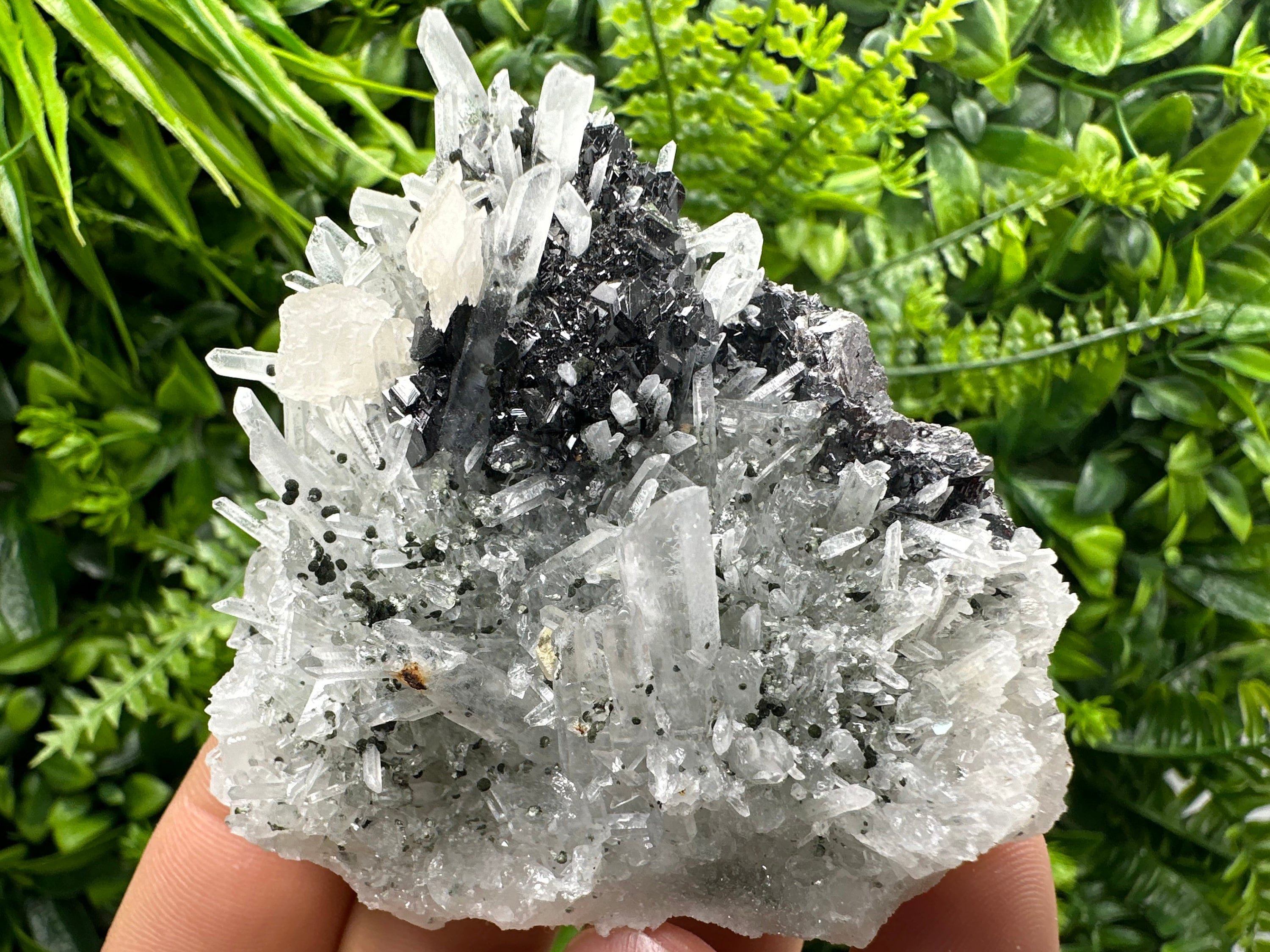 Sphalerite on Quartz Cluster, Natural Minerals Specimen, Home Decor Stone