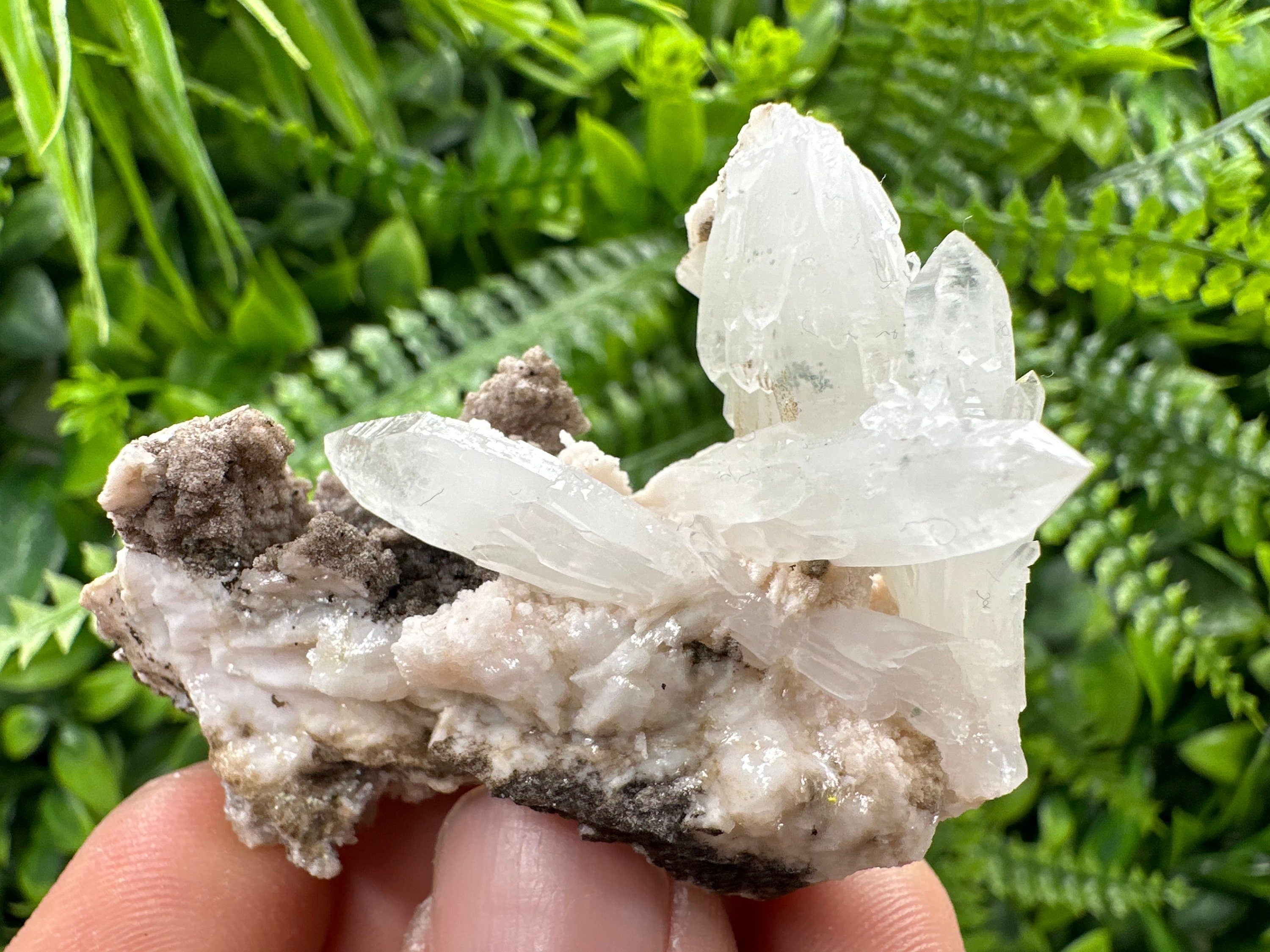 Quartz with Chlorite on Rhodochrosite and Siderite - Natural Crystal Decor