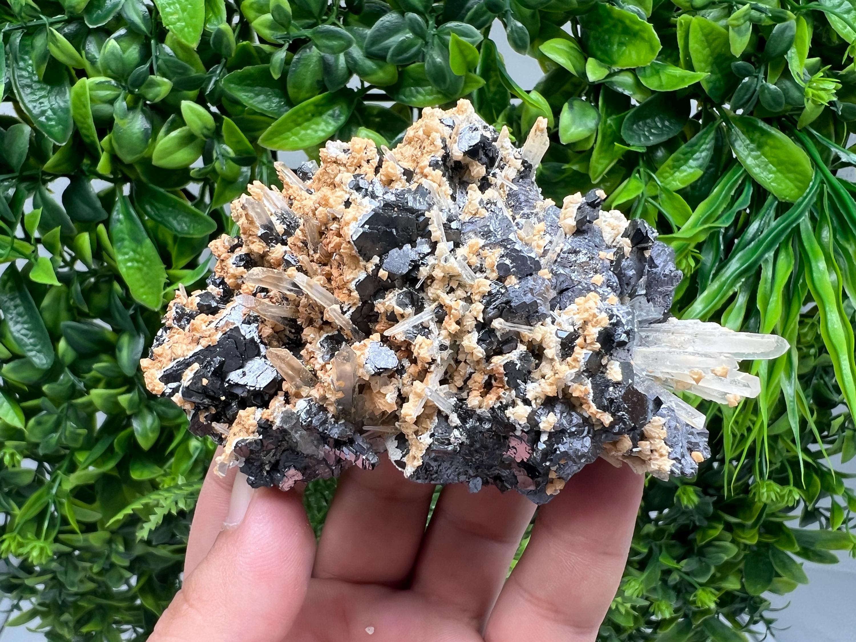 Galena Spinel Law on Quartz with Siderite, Krushev Dol Mine, Bulgaria