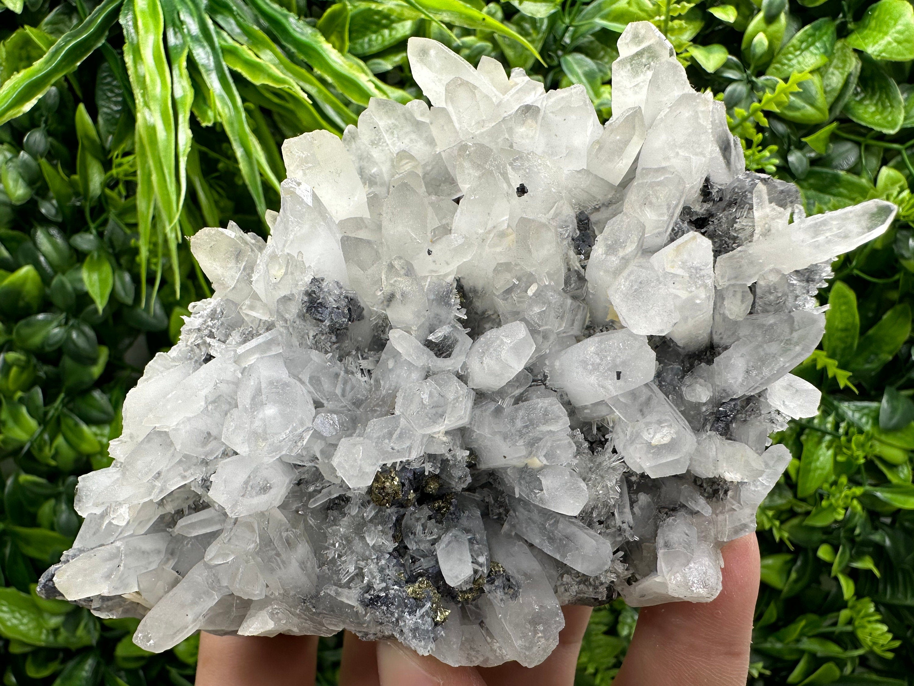 Milky Quartz Crystal Cluster, Natural Minerals, Home Decor Stone