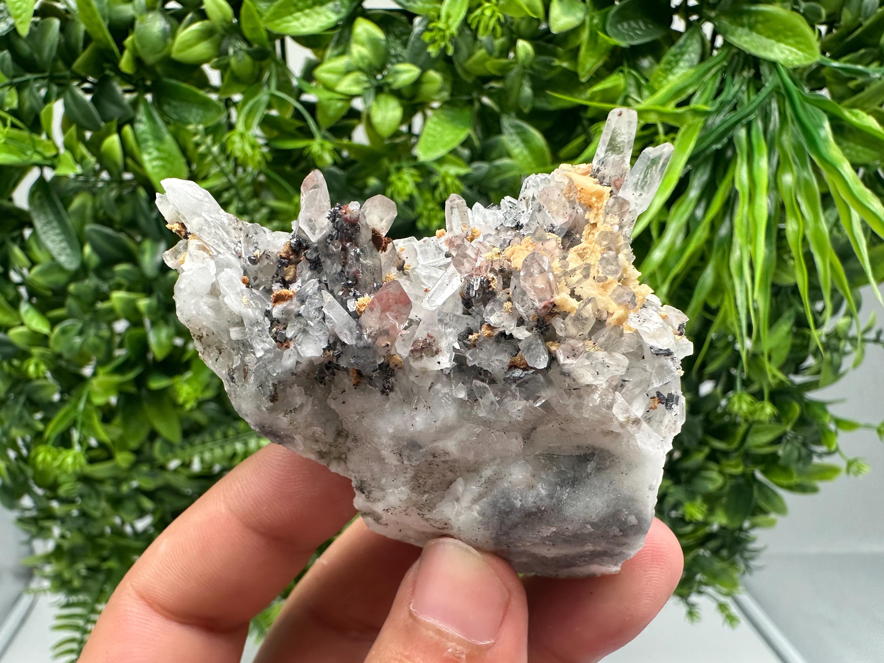 Stunning Quartz whit Sphalerite,Hematite,Iron oxide from 9th September mine,natural,collectible mineral specimen,home decor stone,gift,cryst