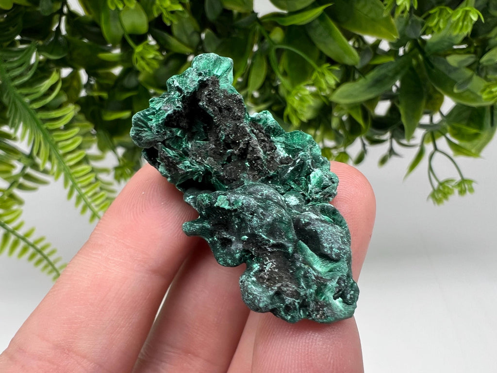 Malachite Crystal from Congo,Minerals,Crystals from Congo,Green Malachite, Malachite,Natural Malachite,Malachite Stone,Chakra, Specimens