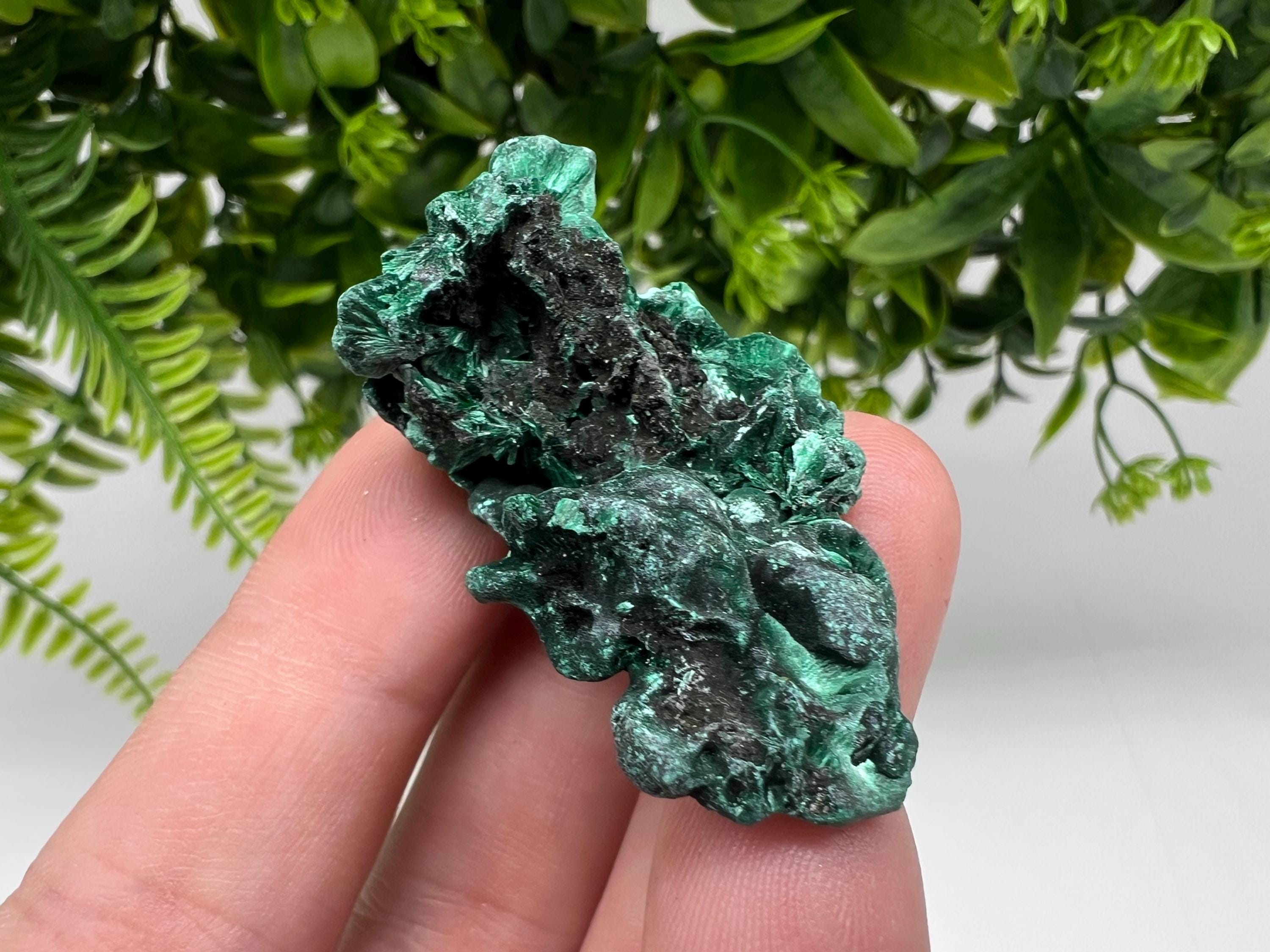 Malachite Crystal from Congo,Minerals,Crystals from Congo,Green Malachite, Malachite,Natural Malachite,Malachite Stone,Chakra, Specimens