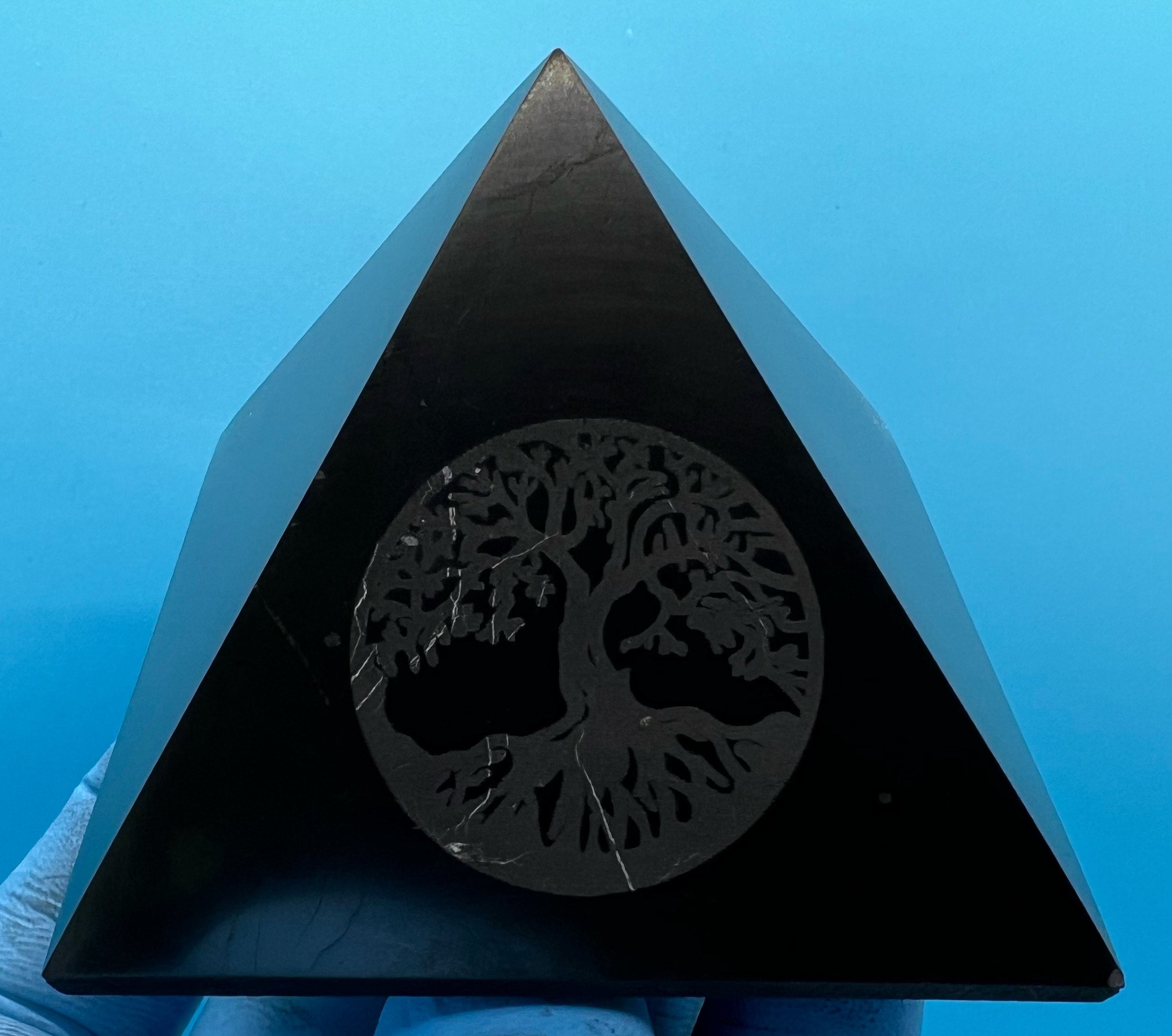 Shungite Pyramid: EMF & 5G Protection, Healing Crystal (7cm)