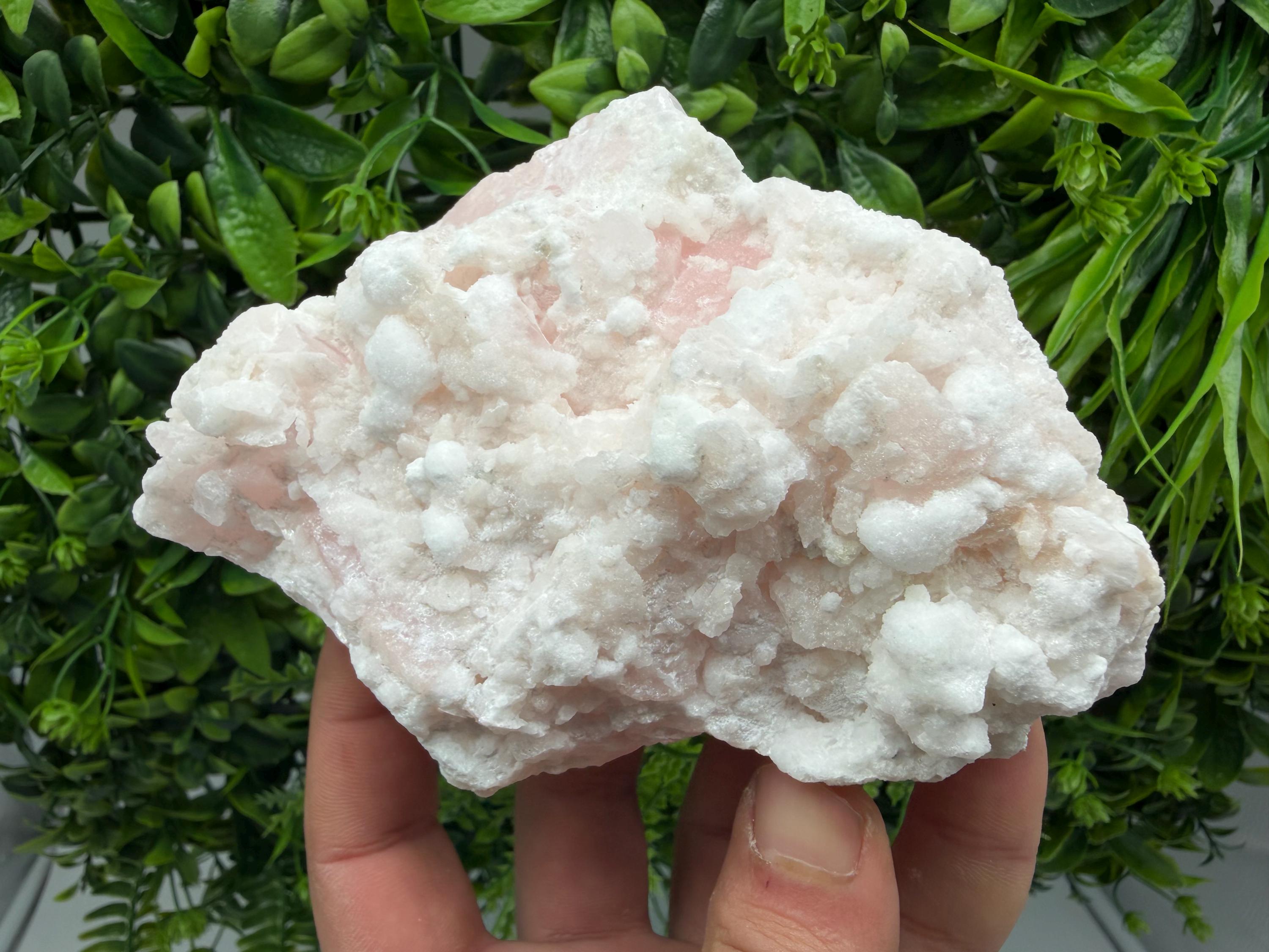 UV Reactive Mangano Calcite Crystal, Bulgaria Home Decor Stone
