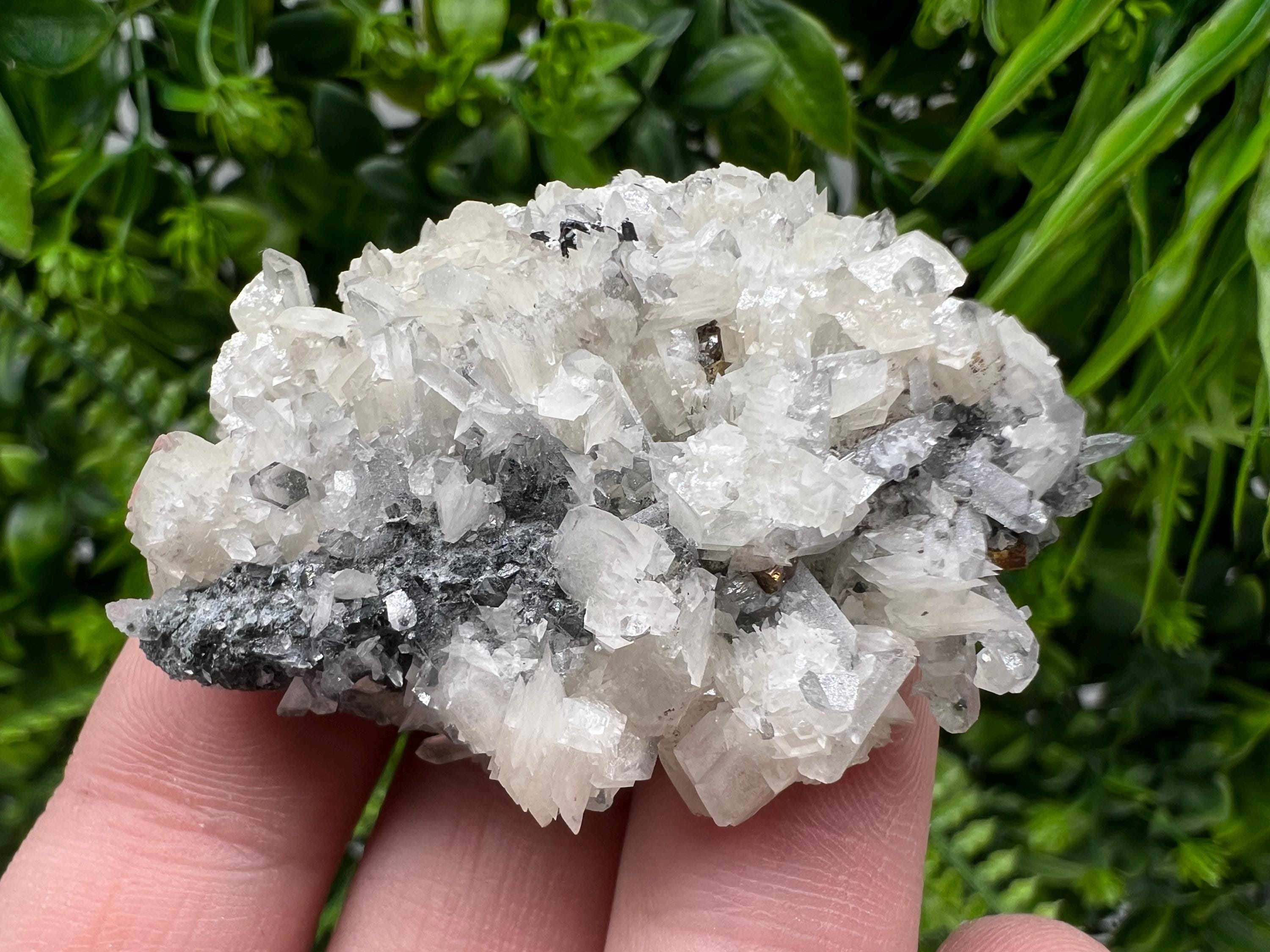 Calcite on Quartz Specimen: Borieva Mine, Madan, Bulgaria