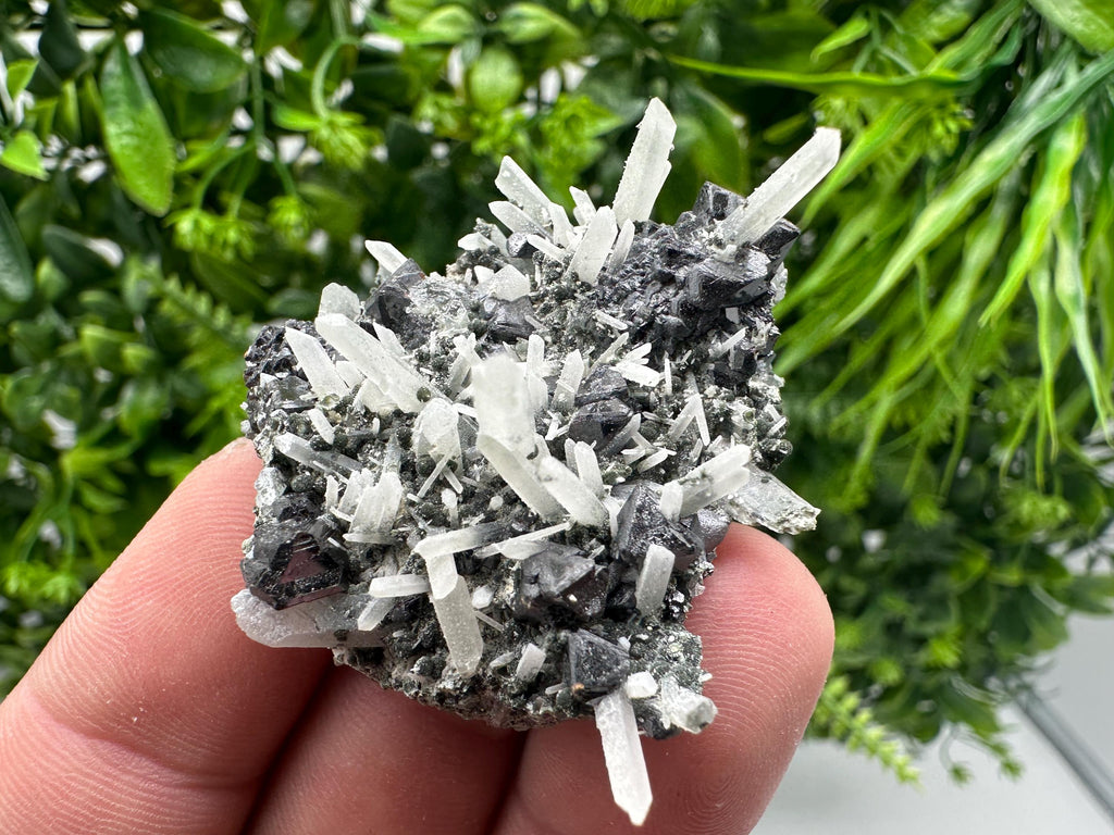 Wonderful Sphalerite on Quartz,From Borieva mine,Bulgaria,natural mineral,collection crystal,home decor stone,rare cluster,gift,souvenir