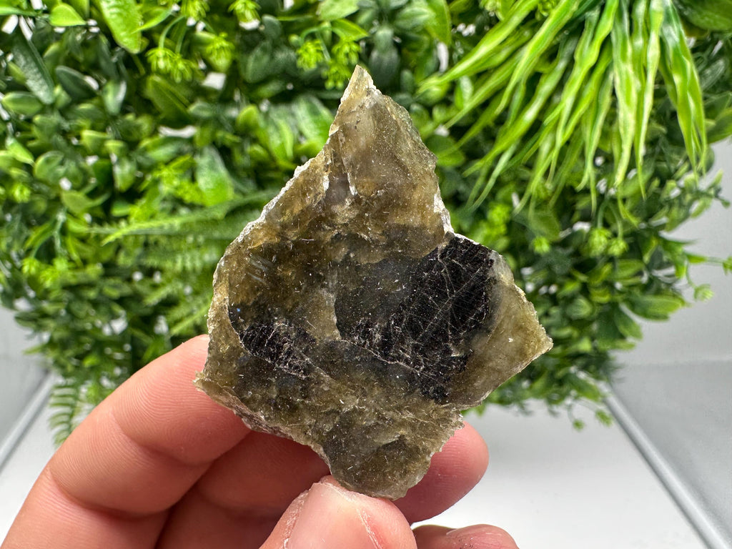 Polished Multifire Labradorite Slab: Crystal Decor, Crystal Grid (4/5/1.5 CM, 38 Grams)