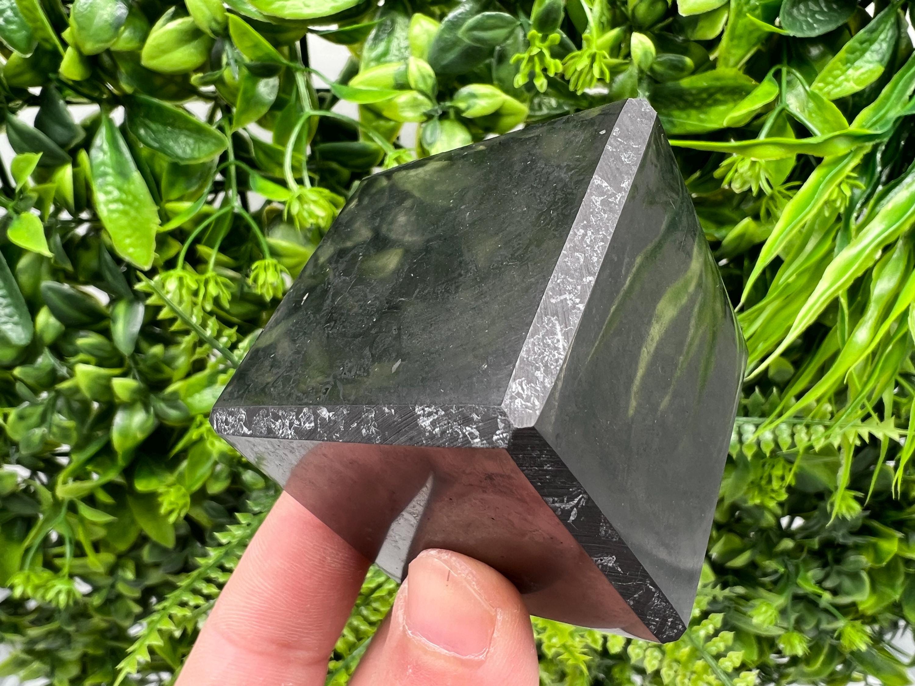 Shungite Crystal Cube (5cm): EMF & 5G Protection, Healing Stone