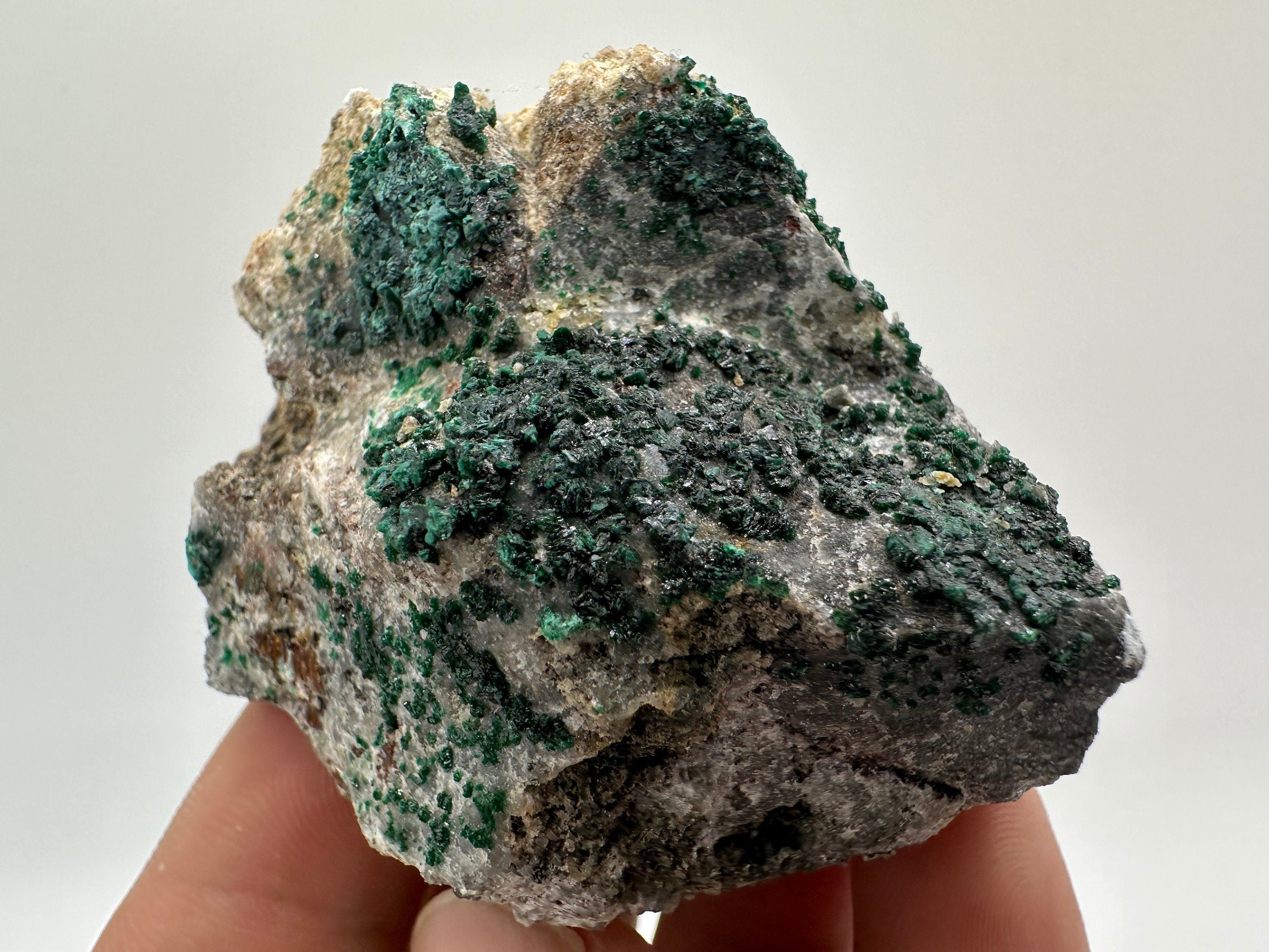 Green Polished Malachite Crystal from Congo, Mineral Specimen (6.5/4.5/4.5cm)