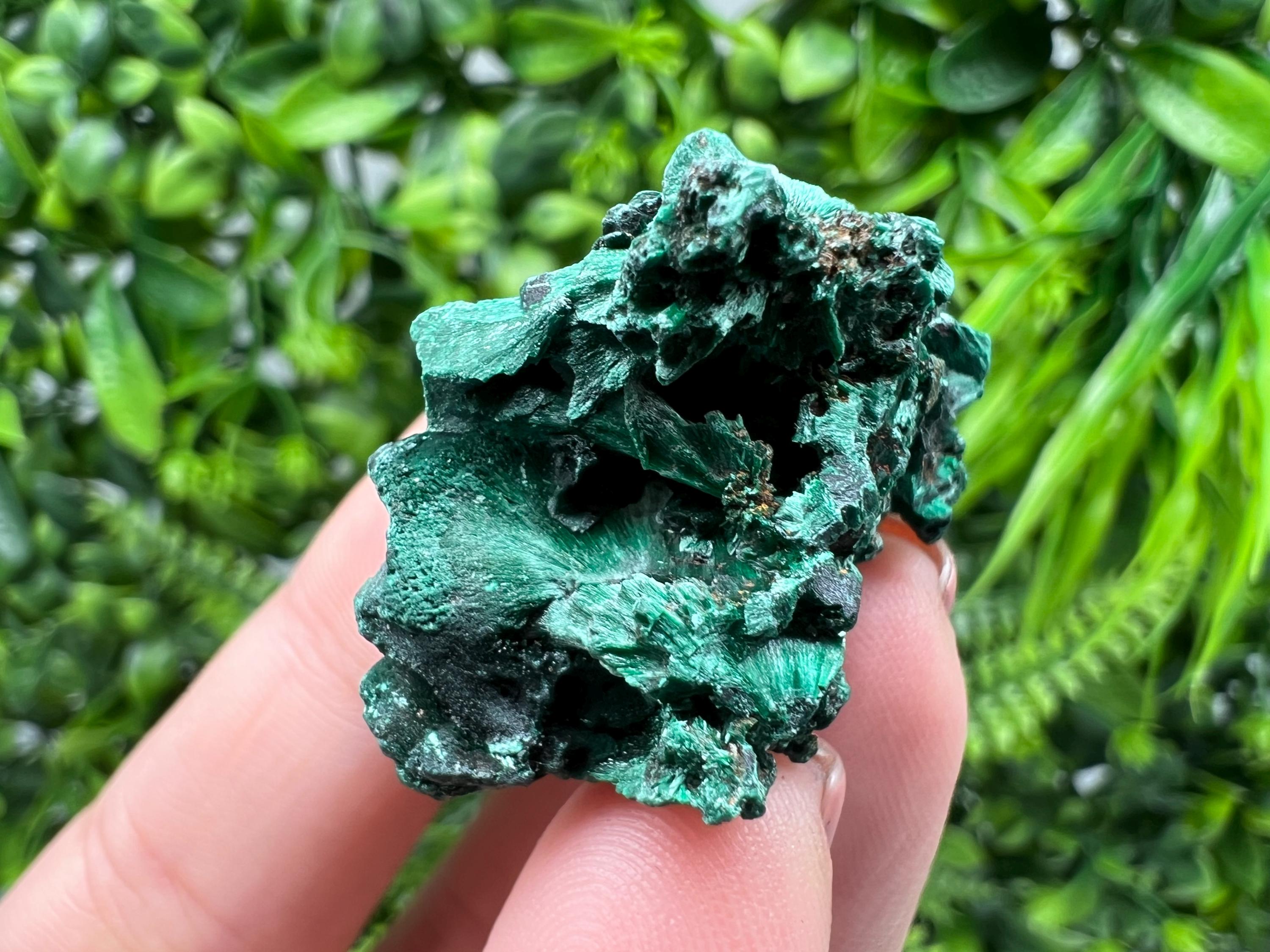 Malachite Crystal from Congo,Minerals,Crystals from Congo,Green Malachite, Malachite,Natural Malachite,Malachite Stone,Chakra, Specimens