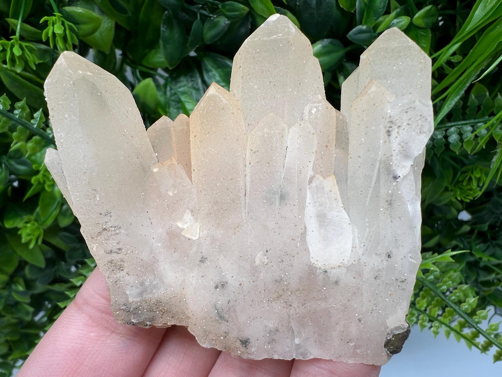 Quartz whit Brown Rhodochrosite from Djurcovo mine,Bulgaria,Quartz,Rhodochrosite cluster,natural mineral,collection crystal,mineral specimen
