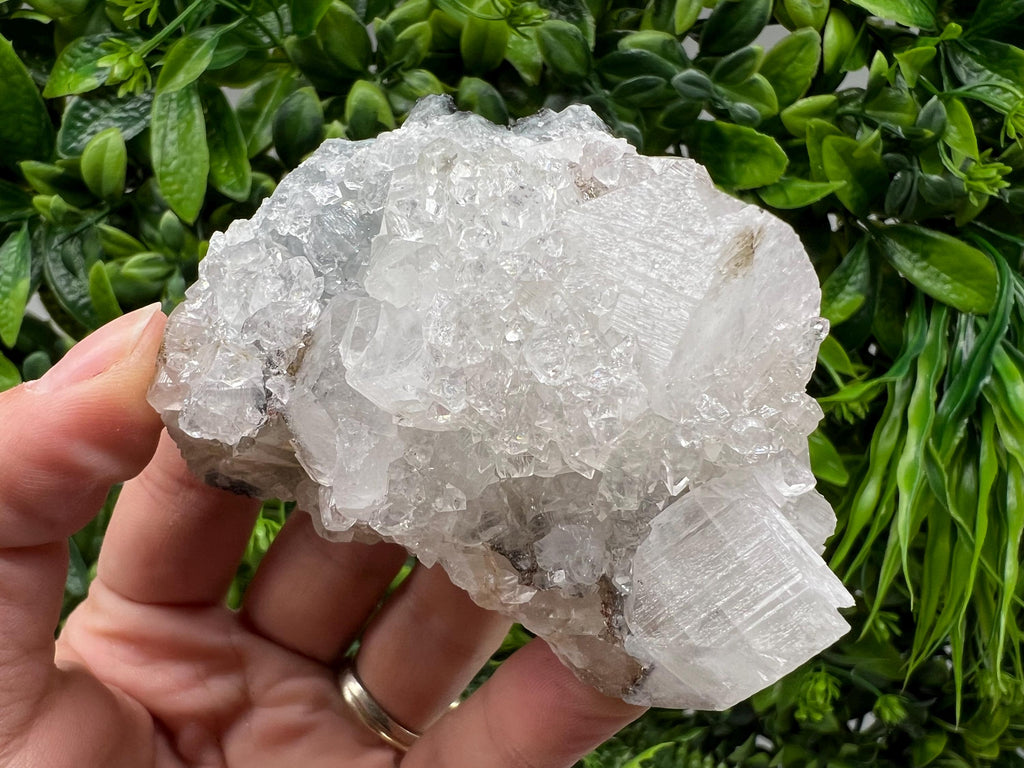 STUNNING Transparent Apophyllite on Chalcedony,natural, collection minerals specimen,India Minerals,Crystal, Stone Mineral Specimens India