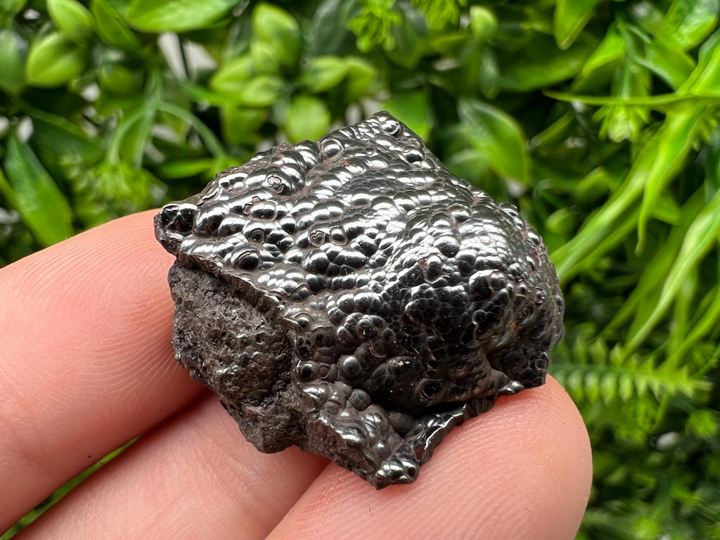Botryoidal Black Hematite Specimen: Moroccan Crystal, Chakra Reiki