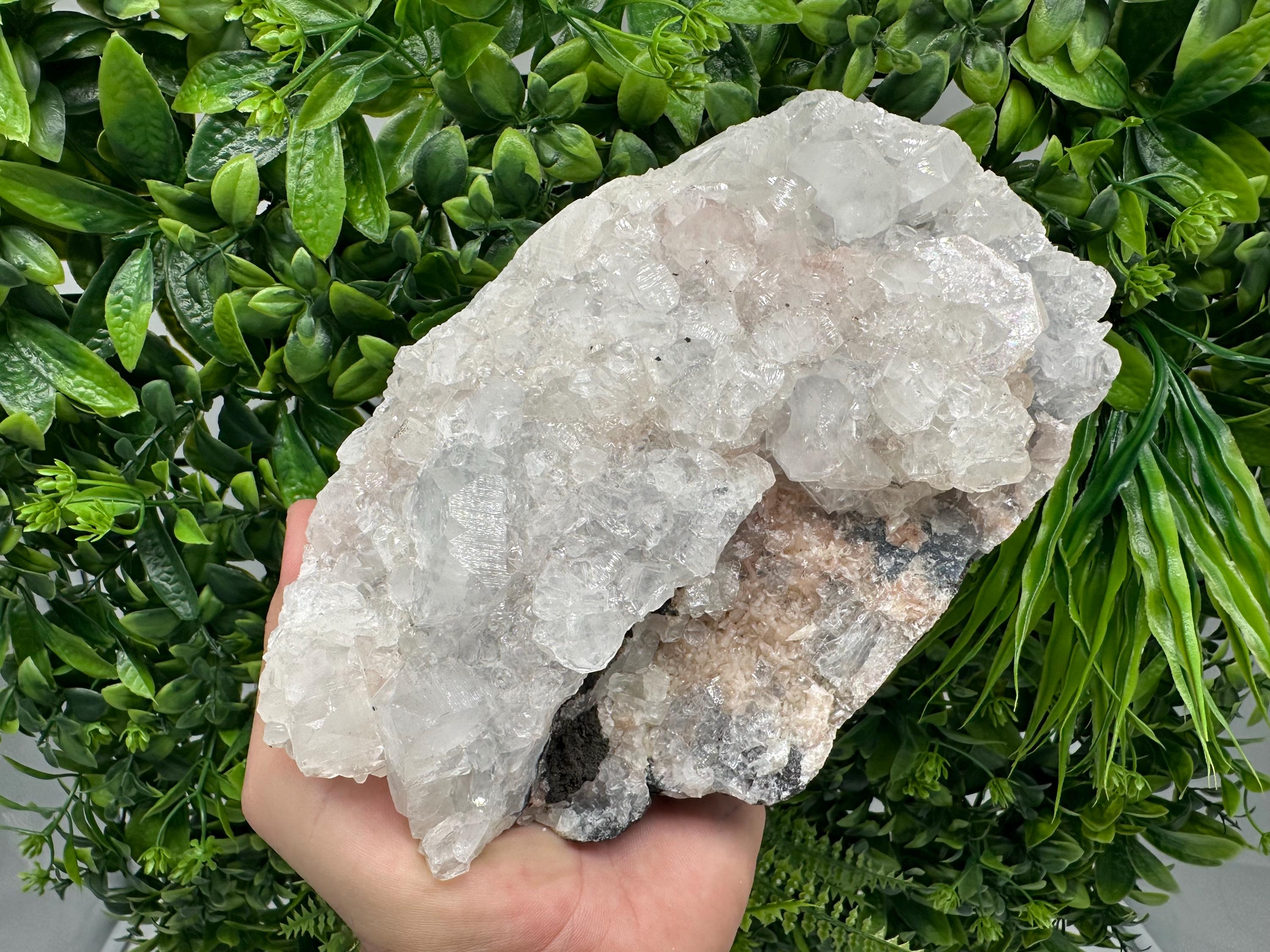 STUNNING Apophyllite,Stilbite,on CHALCEDONY,natural,collection minerals specimen,India ,Mineral,Crystal,Stone Mineral Specimen India Crystal
