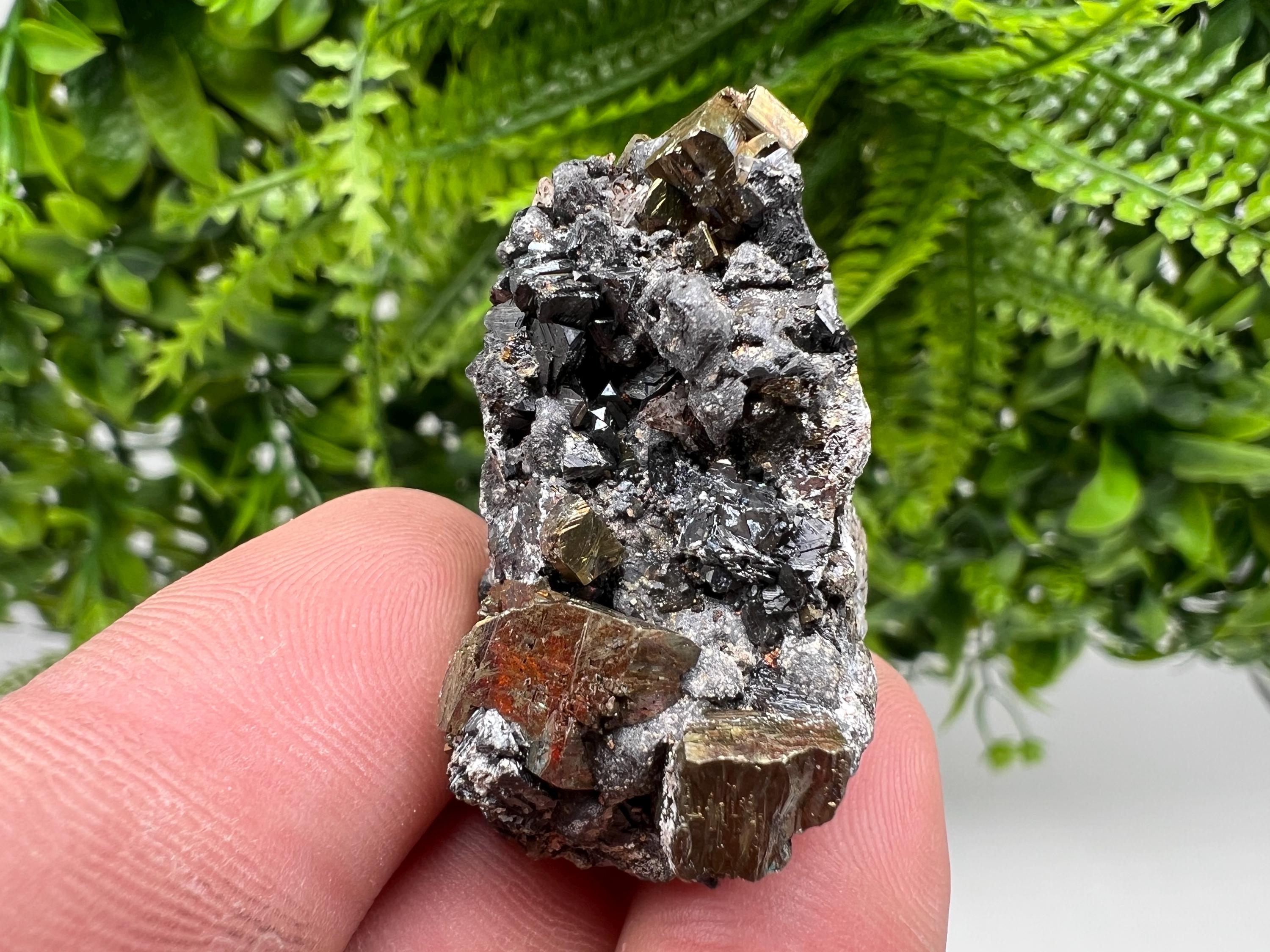Wonderful Pyrite whit Hematite on Sphalerite,Quartz,from 9 th September mine,Bulgaria,natural,collectible specimen,collection minerals,gift