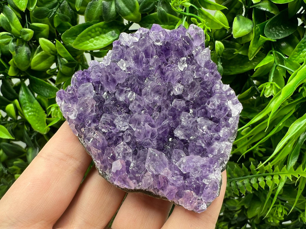 Stunning,Purple Amethyst from Uruguay,Natural Amethyst,Purple crystal,Pyrple Quartz,Crystal from Uruguay,Home decor,Energy crystal,Phantoms