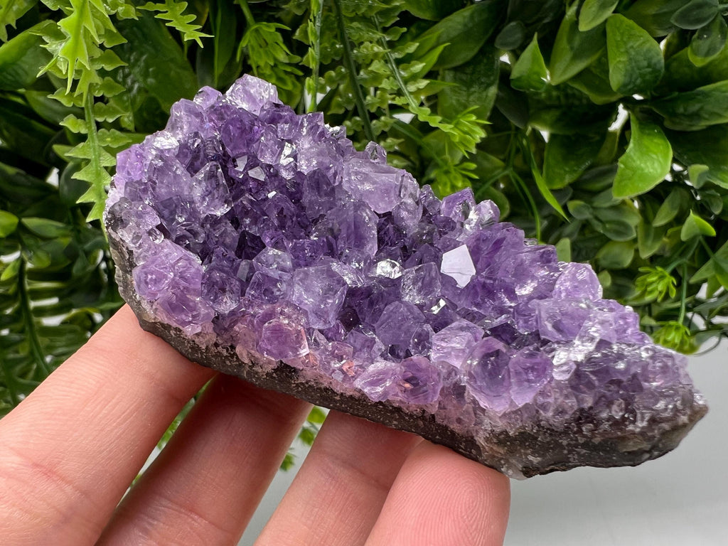 Stunning,Purple Amethyst from Uruguay,Natural Amethyst,Purple crystal,Pyrple Quartz,Crystal from Uruguay,Home decor,Energy crystal,Phantoms