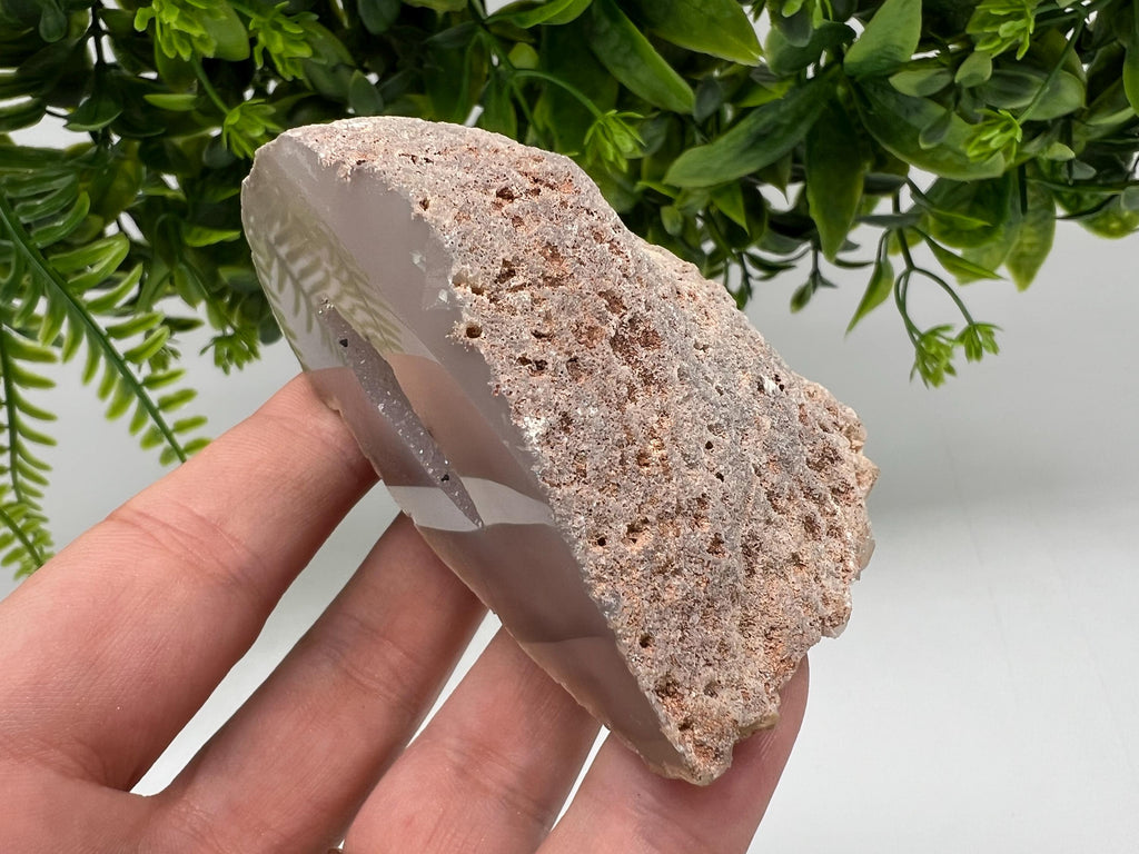 Blue Agate Druzy Geode, Natural Crystal Quartz (8.2/5.5/4.5 cm)