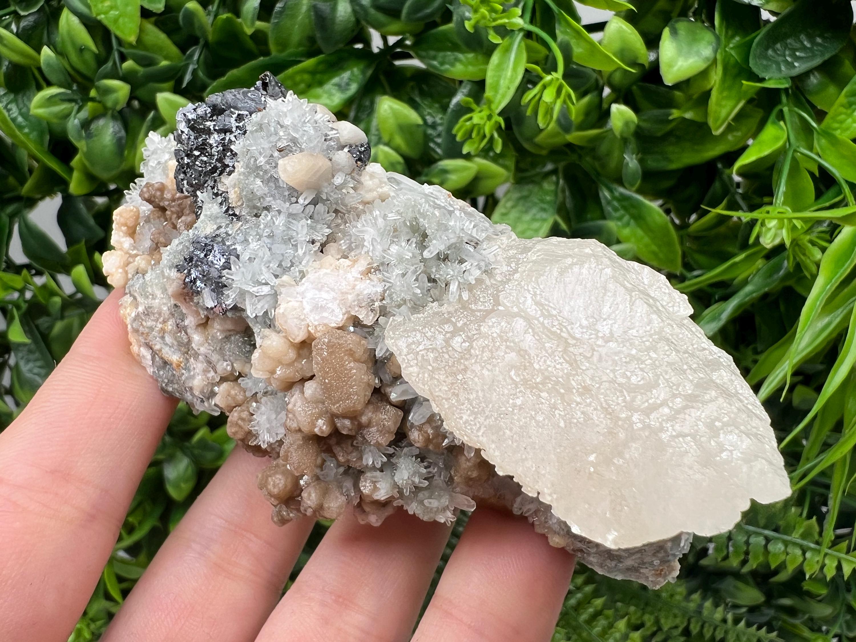 Stunning Calcite on Green Quartz from 9 th September mine,Madan,Bulgaria,natural,collectible mineral specimen,home decor stone,rare crystal