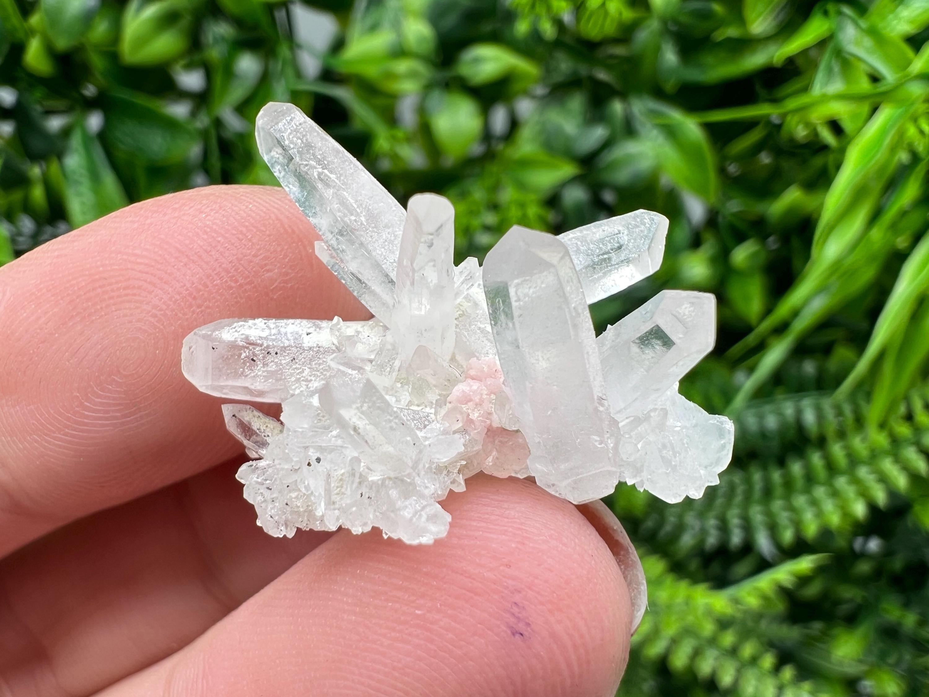 Lovely specimen Green Quartz inclusions Chlorite and Sphalerite/ Natural minerals/ Souvenir crystal gift minerals famous 9th September/Madan