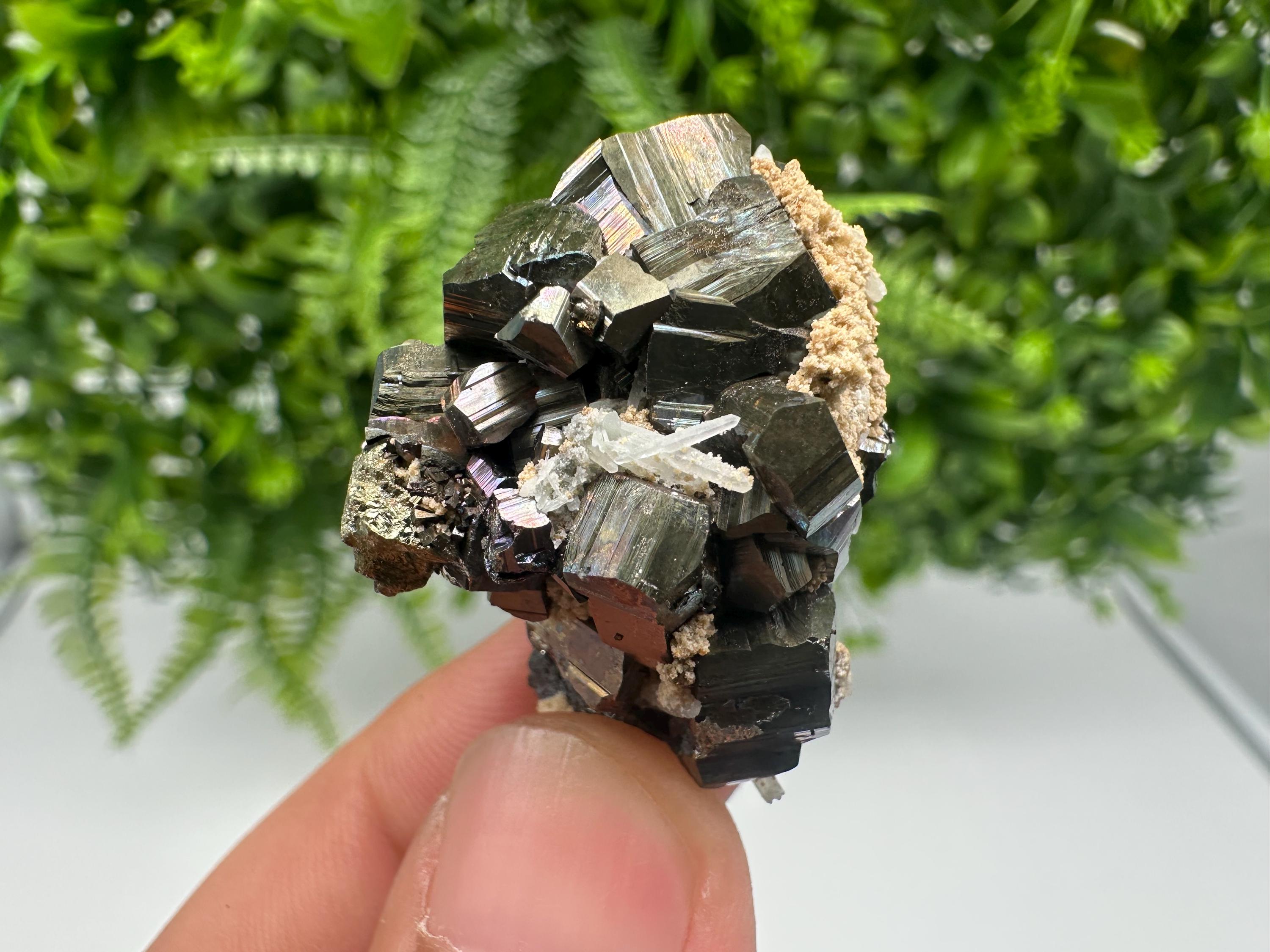 Aesthetic Sphalerite whit Calcite,Pyrite from 9th September mine,Madan,Bulgaria,natural,collection mineral specimen,Home decor stone,gift