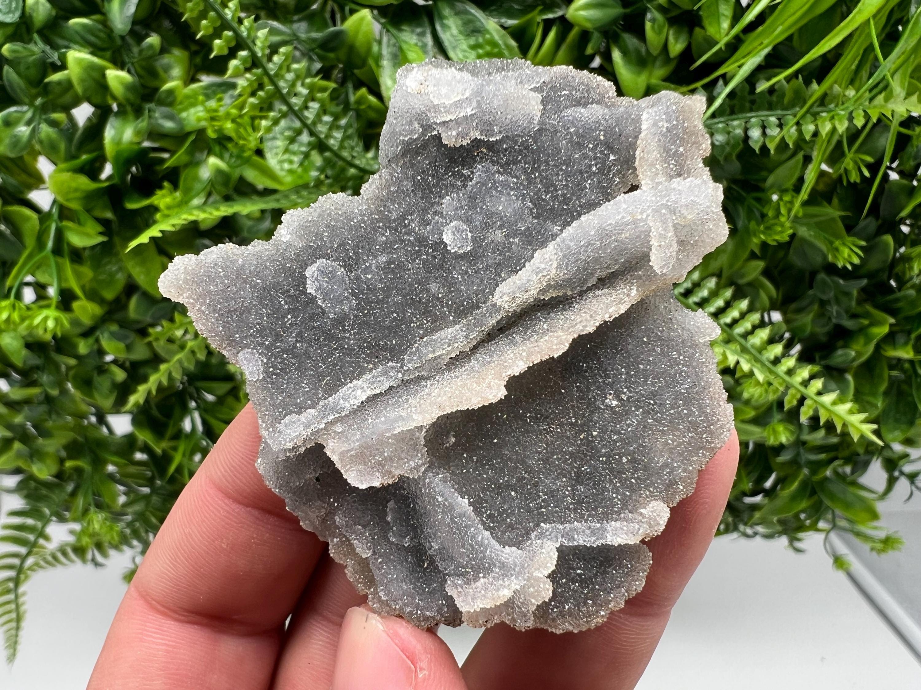Wonderful Quartz var Chalcedony whit Chlorite natural minerals crystal gift minerals collection specimen home decor stone Quartz cluster
