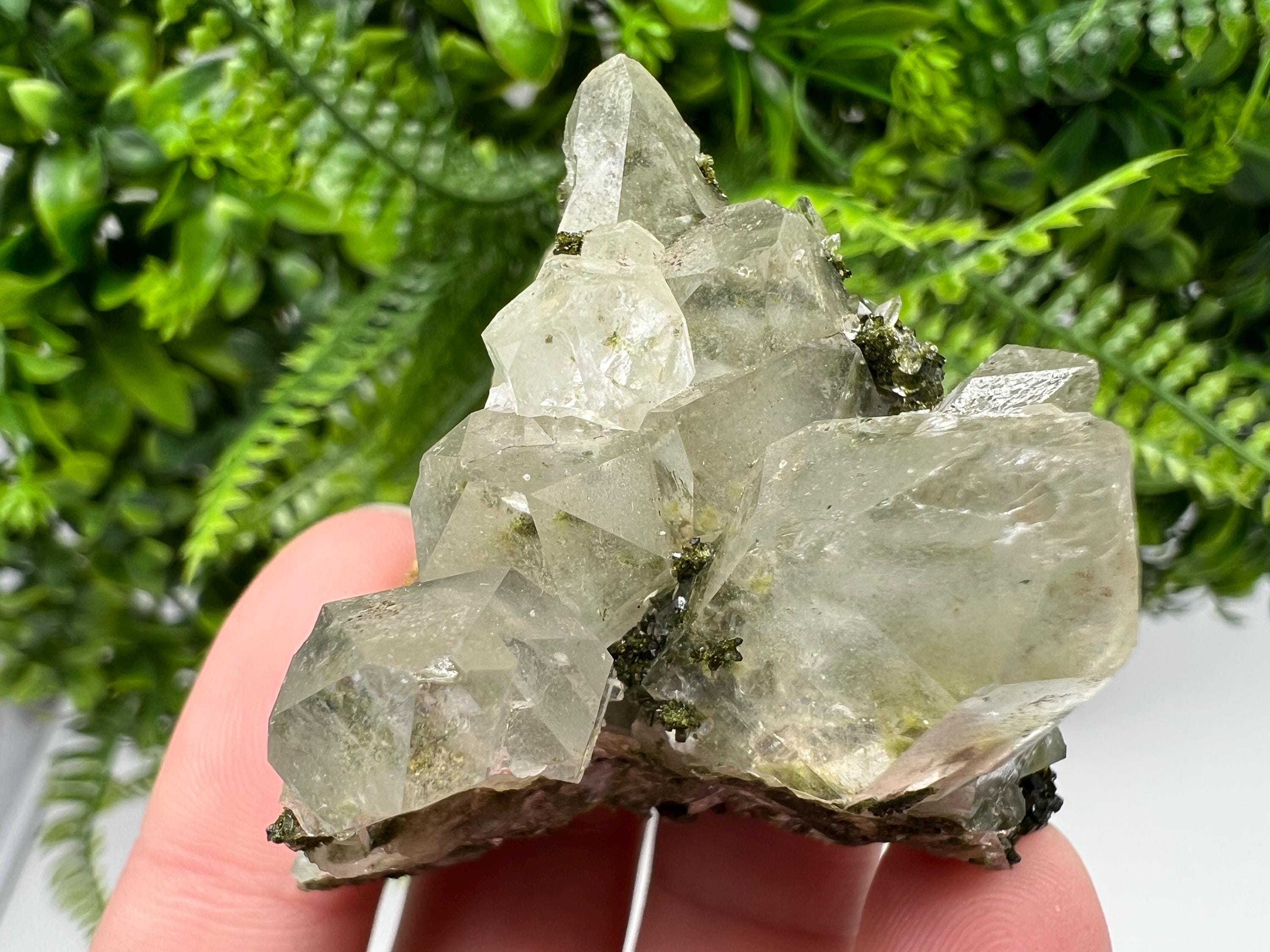 Stunning,Epidote with Quartz from Hakkari Turkey,Rainbow EPIDOTE,Mineral,Collection,Collection’s,GIFT,Epidote Crystal,Epidote from Turkey