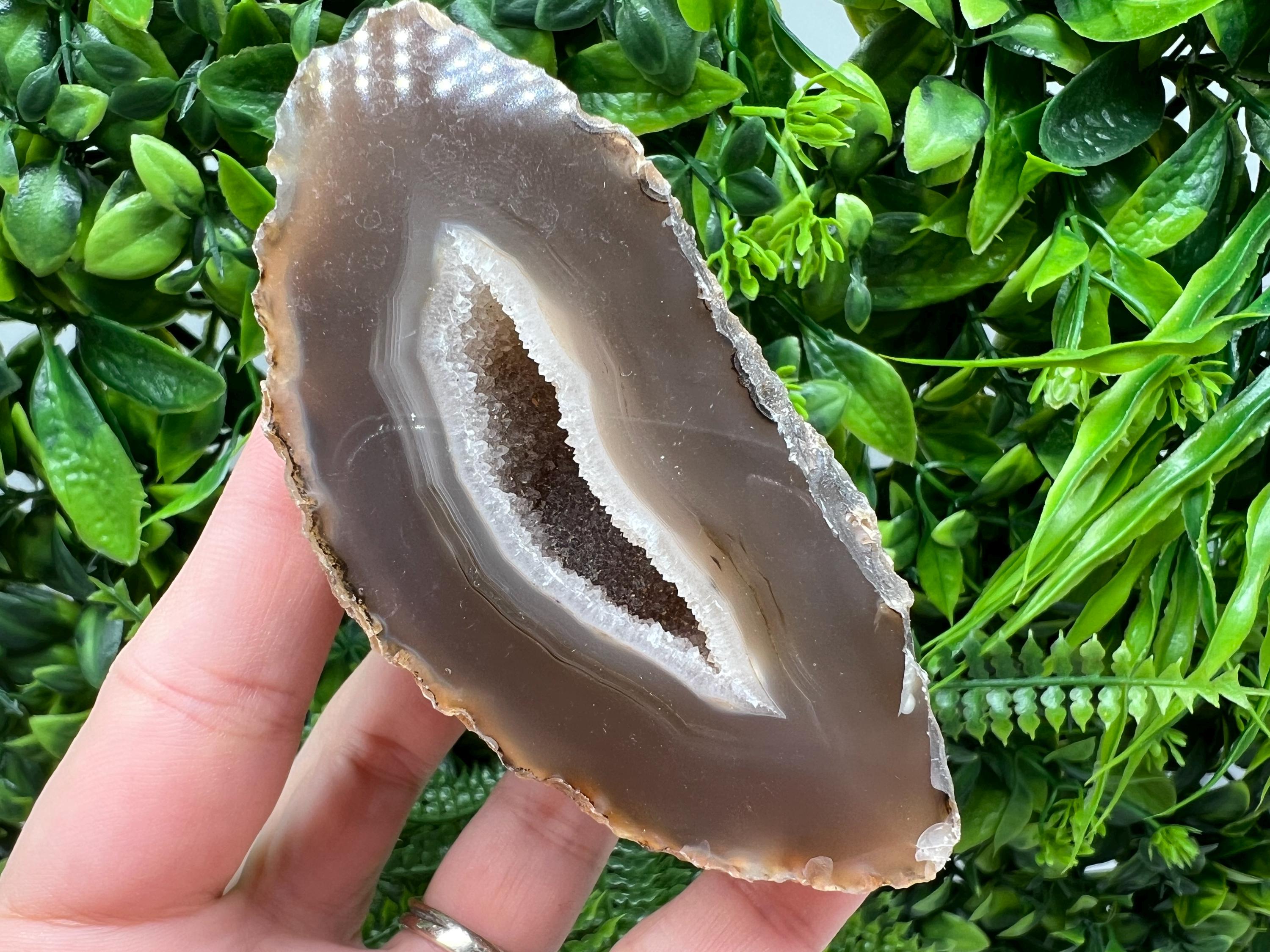 Natural Agate Druzy Geode, Quartz Crystal (9.5/6/4 cm)