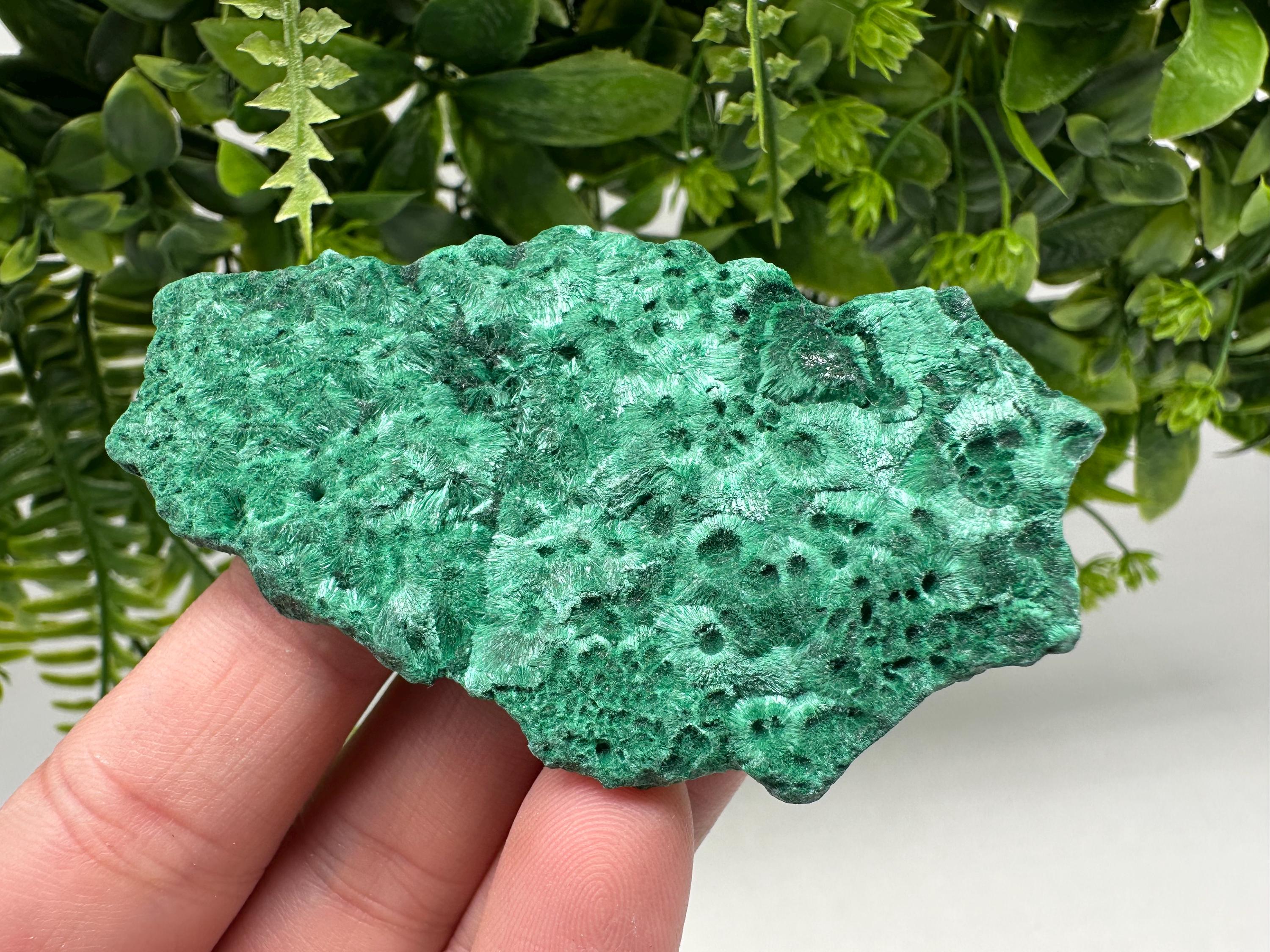 Polished Green Malachite Crystal from Congo, Natural Mineral Specimen, Chakra Stone