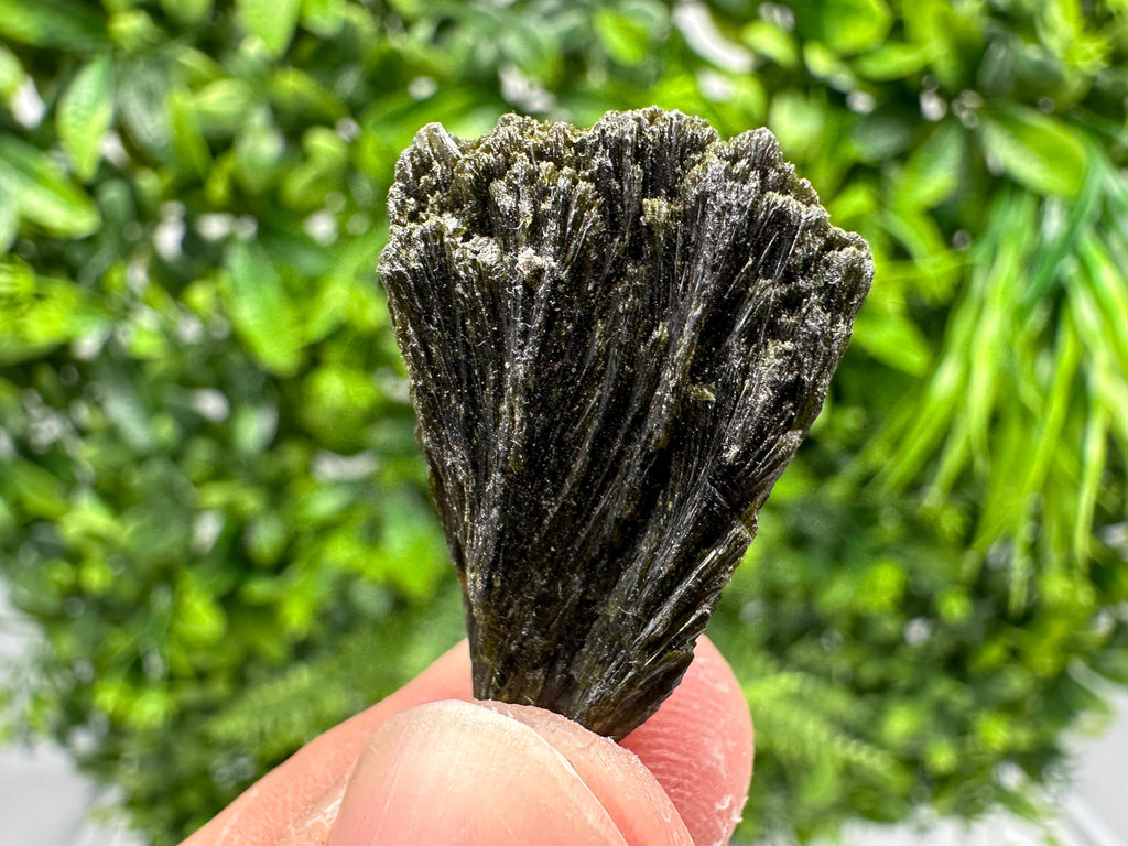 Rare Green Epidote whit Barite From Morocco,Epidote,Mini Collections Epidote,rare mineral Specimen,green epidote,Barite,crystal,Morocco min
