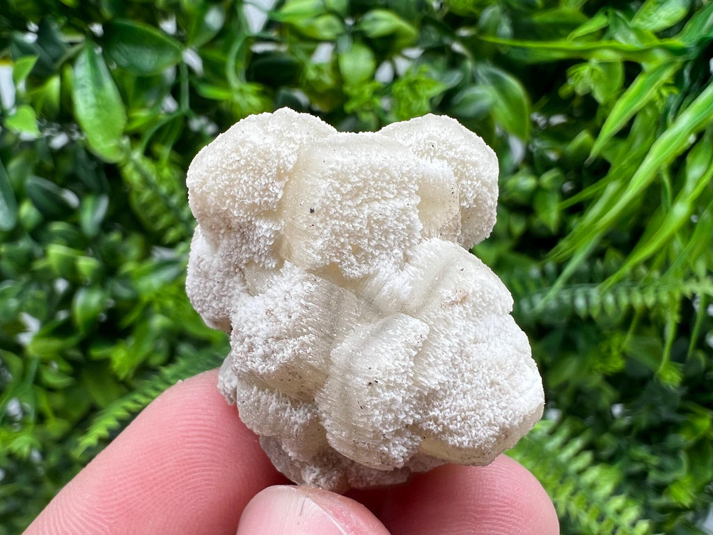 Natural Calcite Cluster: Bulgarian Mineral Specimen, Home Decor Stone
